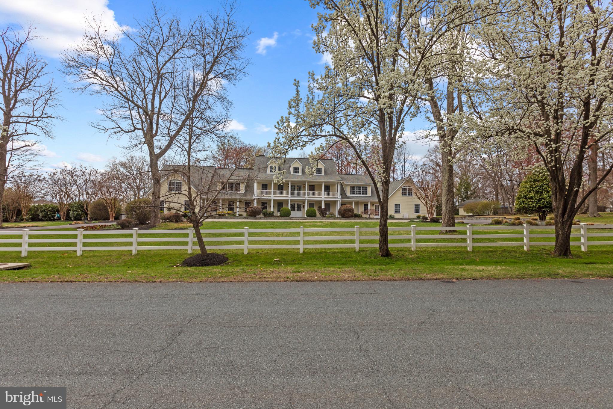 RUNDELAC FARM - Residential