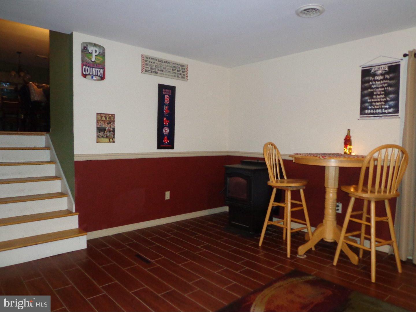 YORKVILLE - Residential