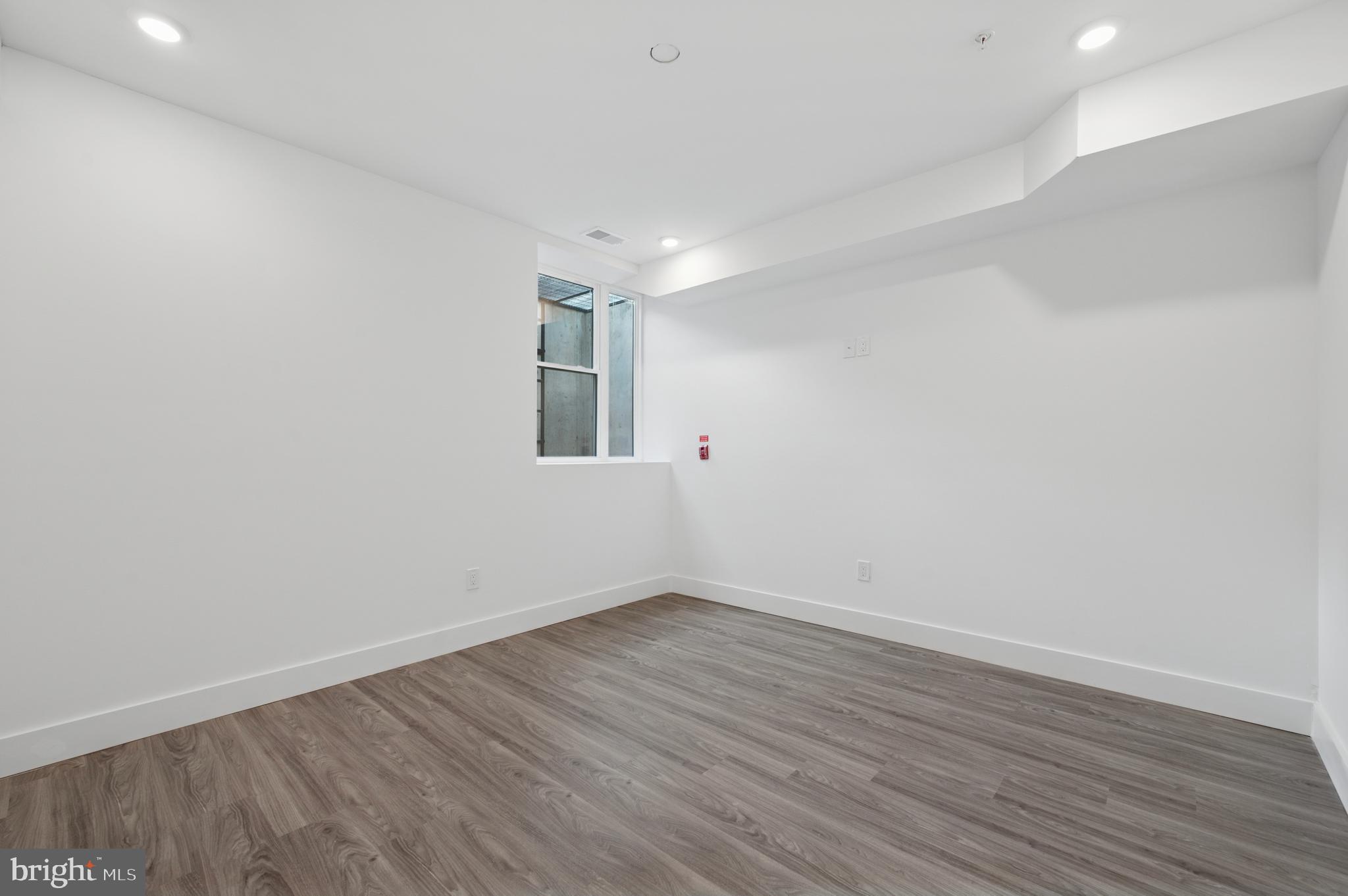 PHILADELPHIA - Residential Lease