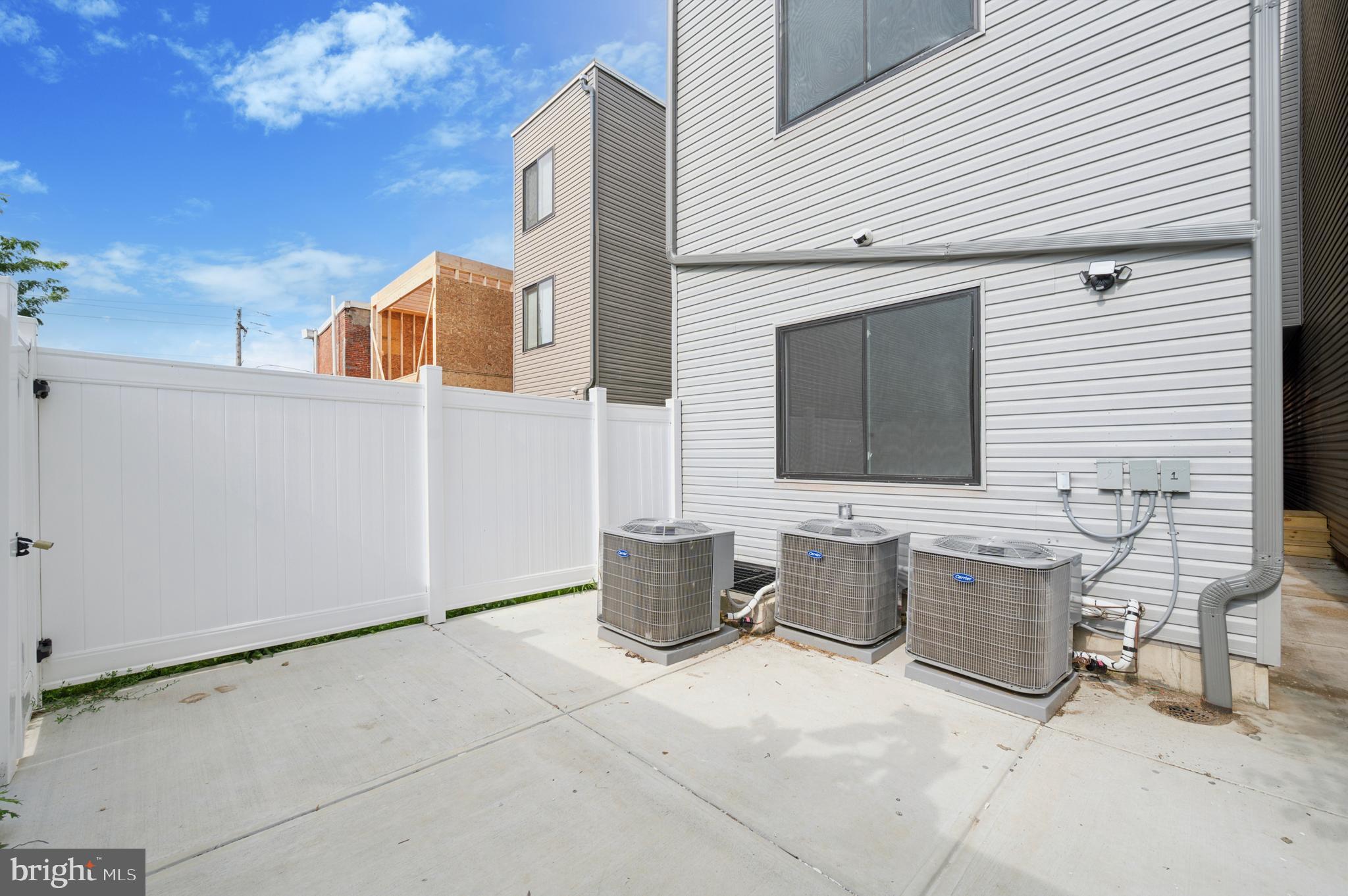 PHILADELPHIA - Residential Lease