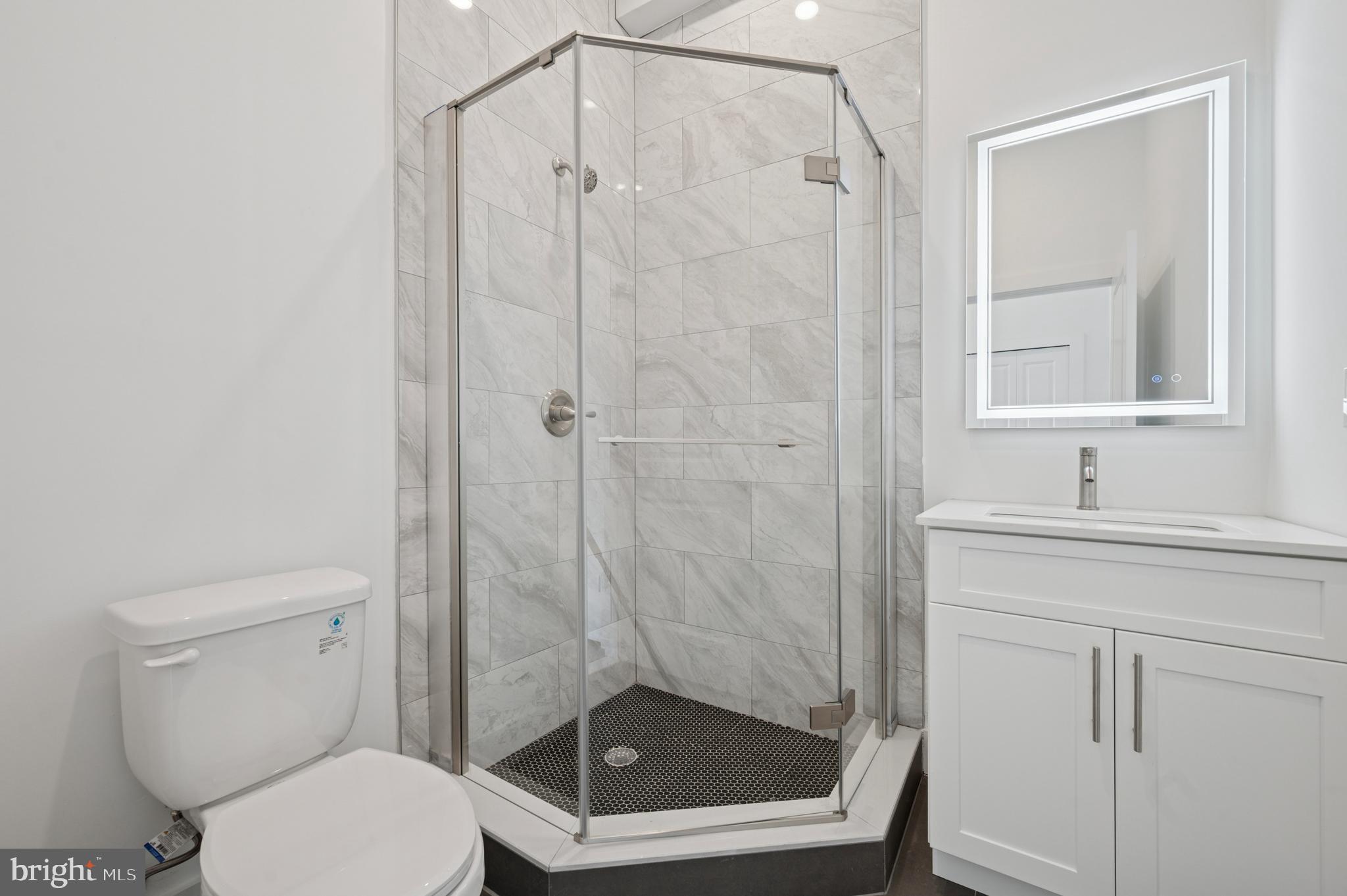 PHILADELPHIA - Residential Lease