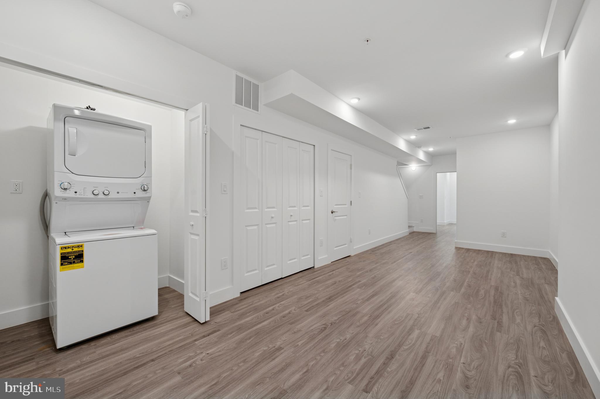 PHILADELPHIA - Residential Lease