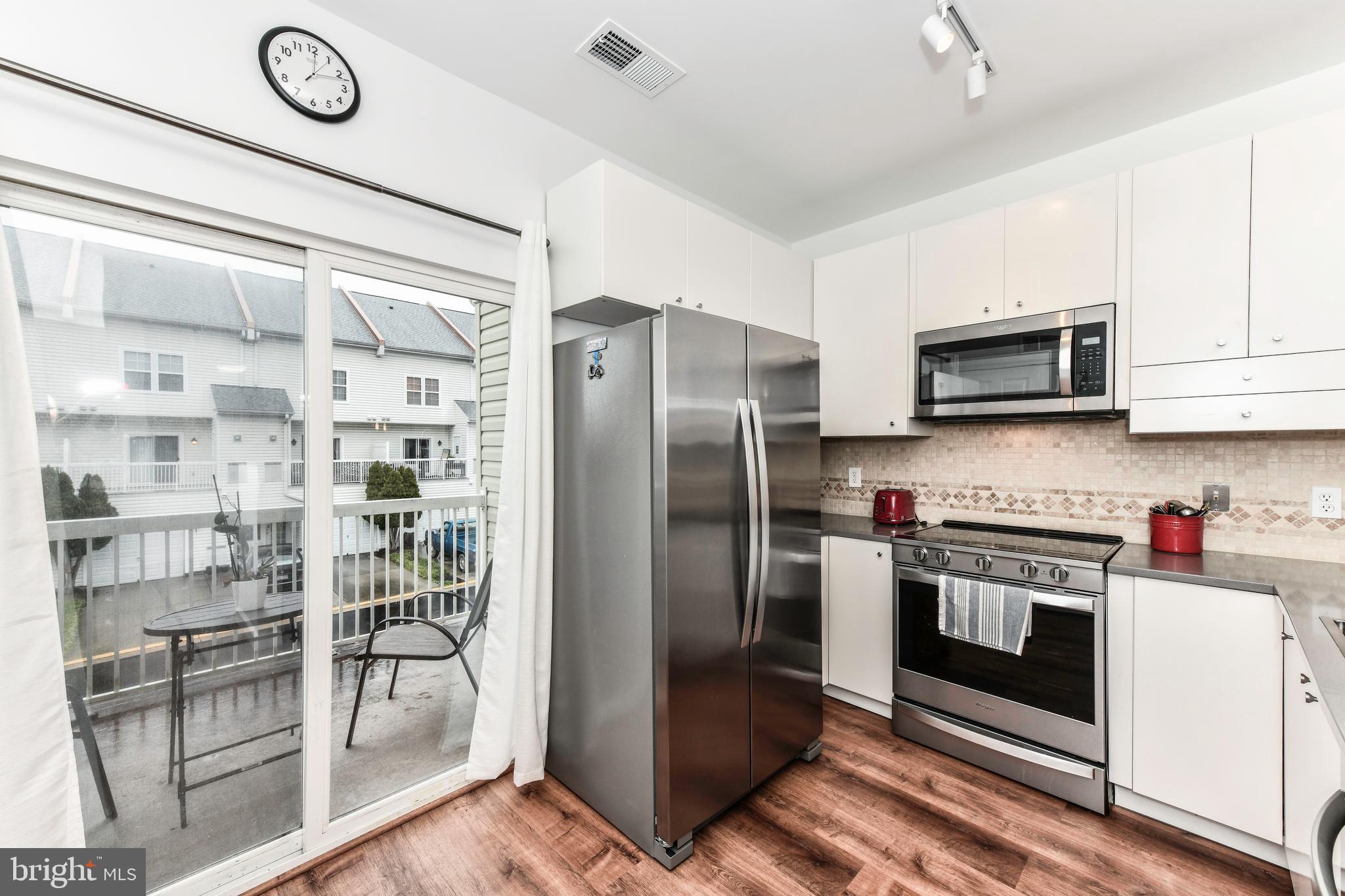 42439 ROCKROSE SQUARE