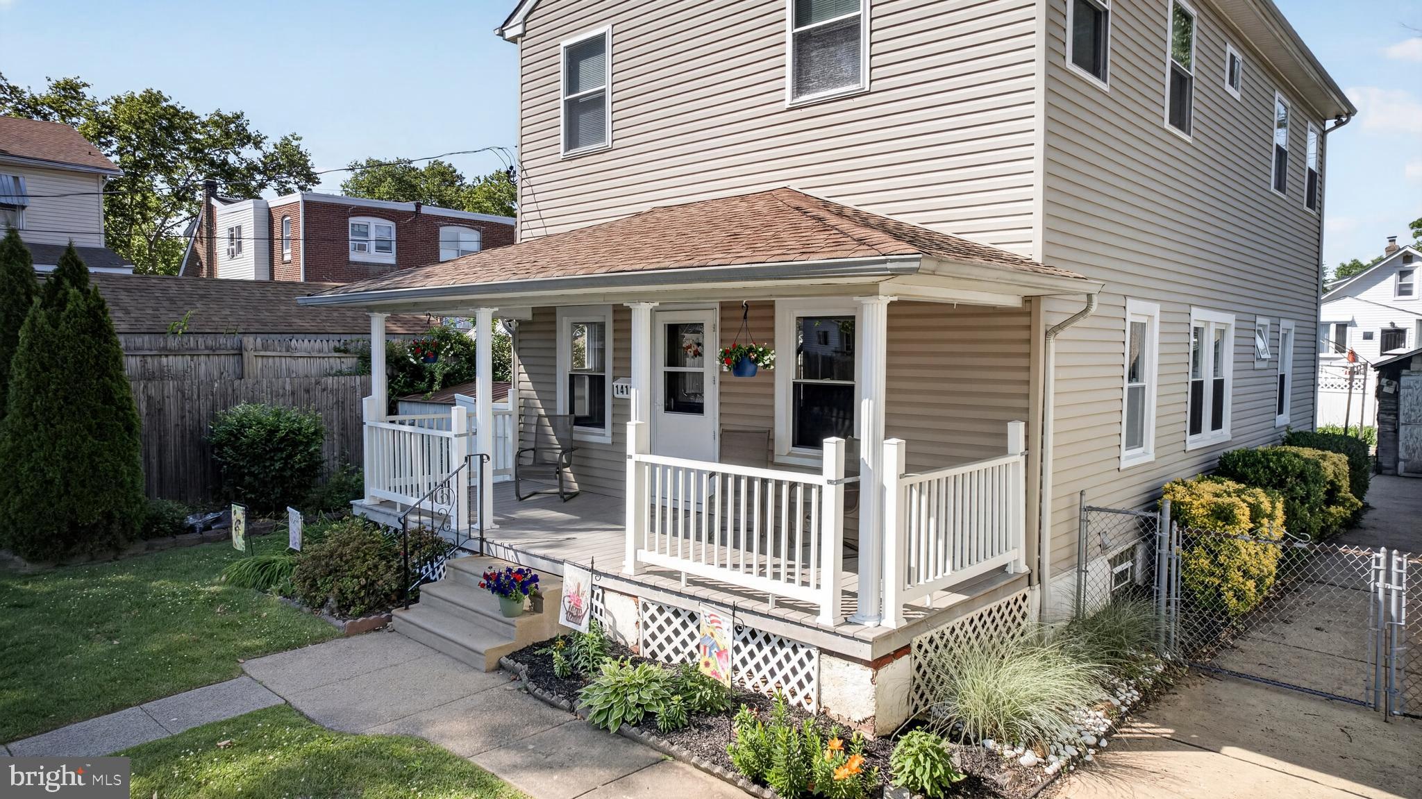 1409 BLEIGH AVENUE 11