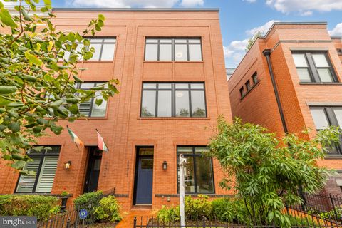 1311 D STREET SE WASHINGTON DC 20003