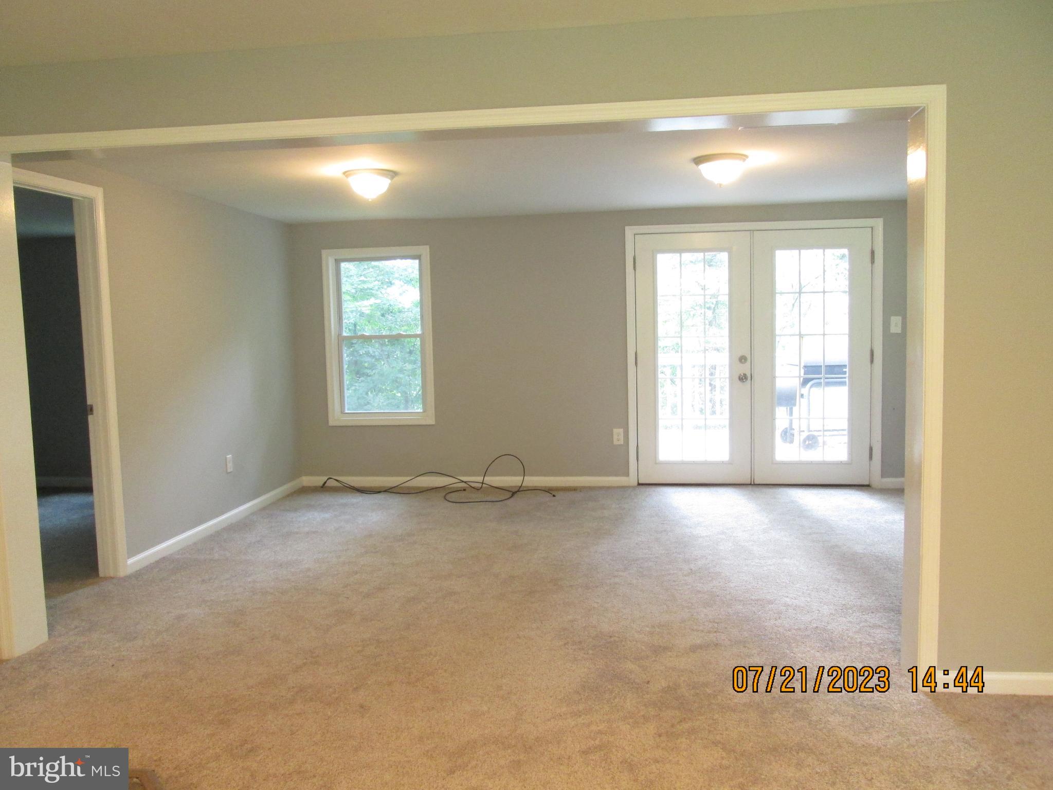 SHANNONDALE - Residential Lease