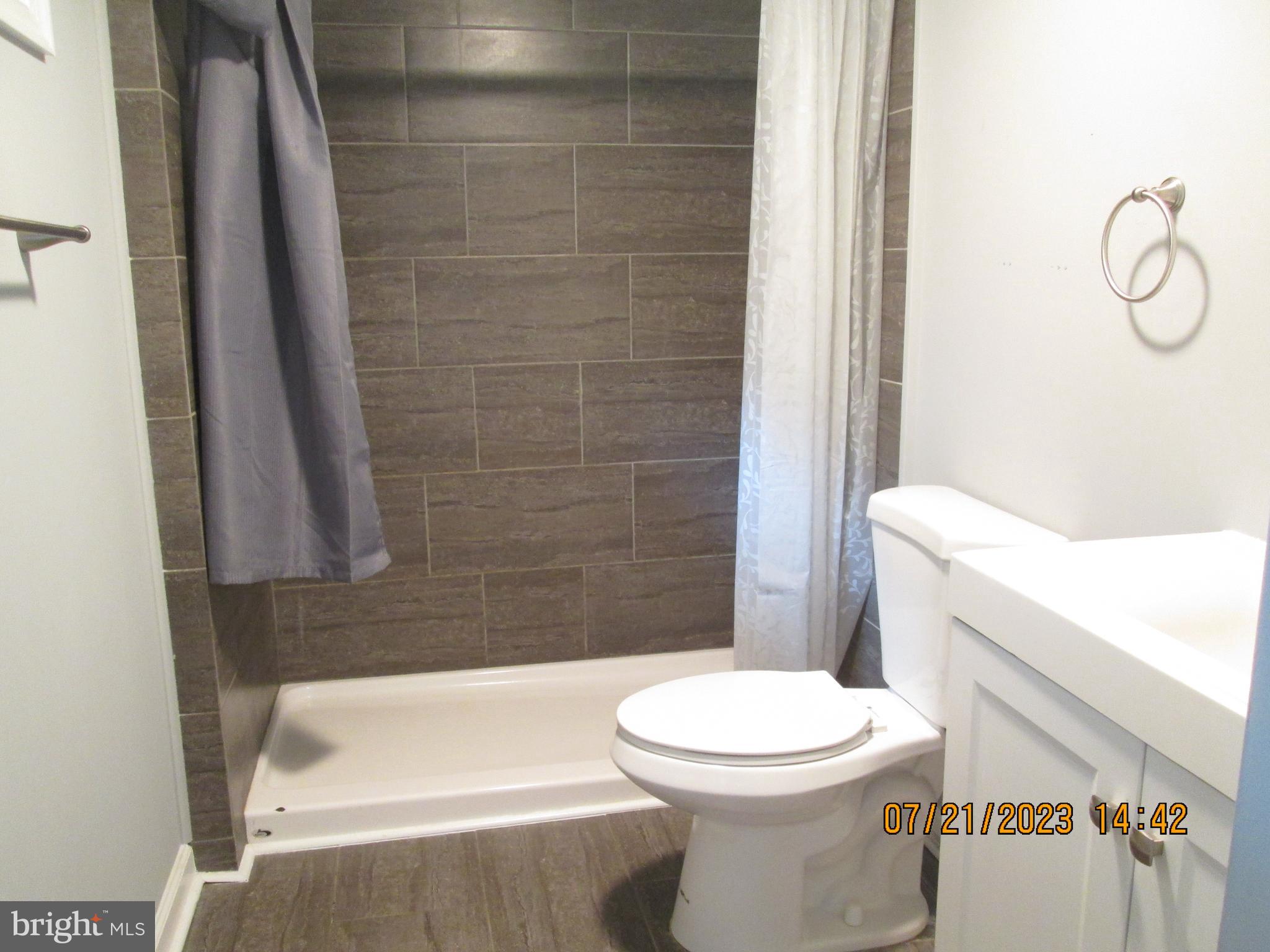 SHANNONDALE - Residential Lease