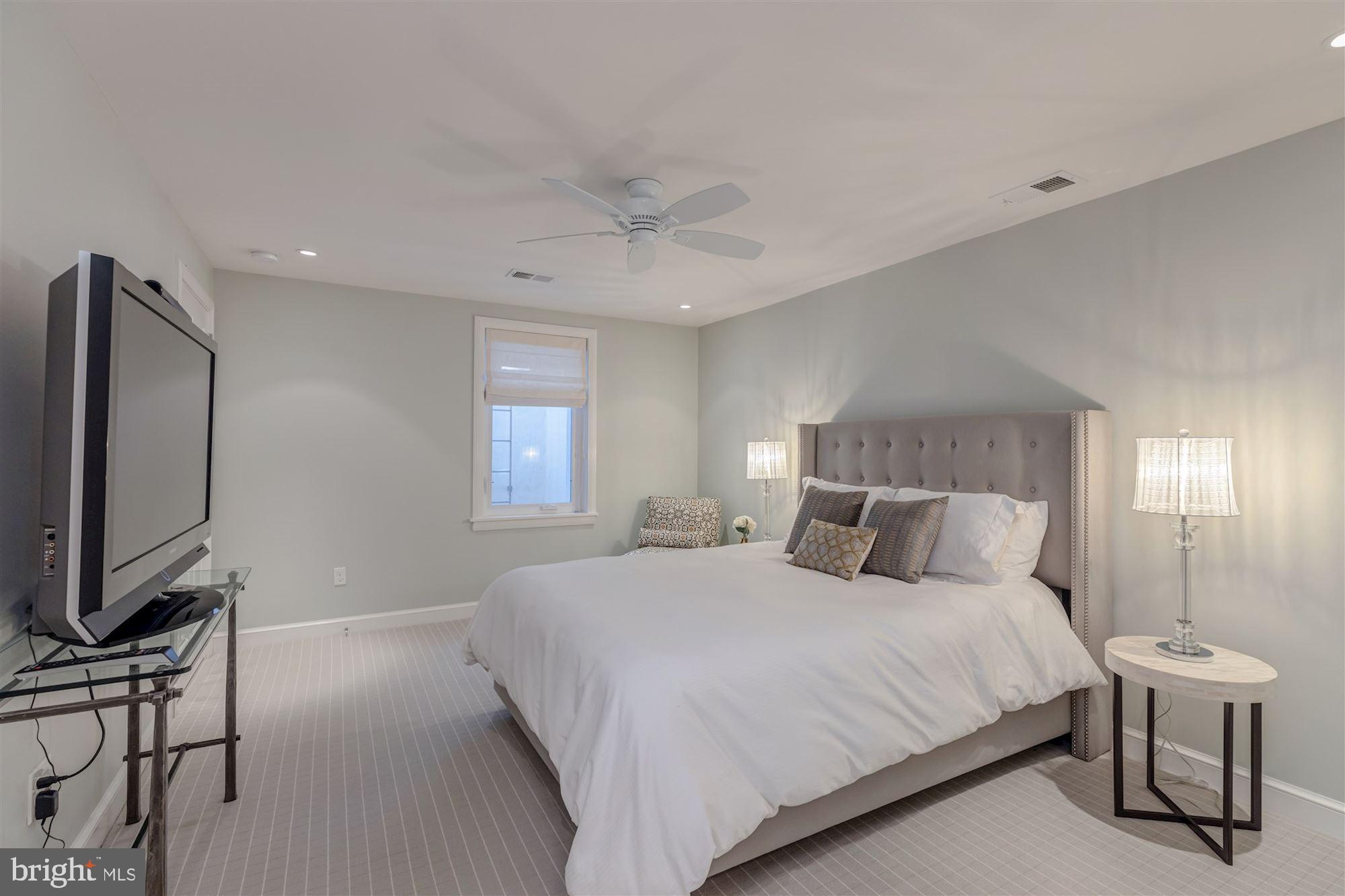 THE HAMLET - Residential