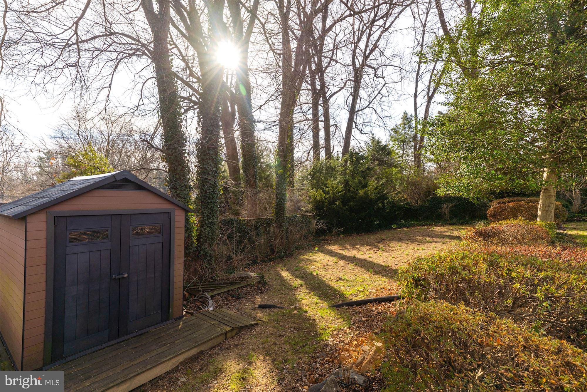 THE HAMLET - Residential