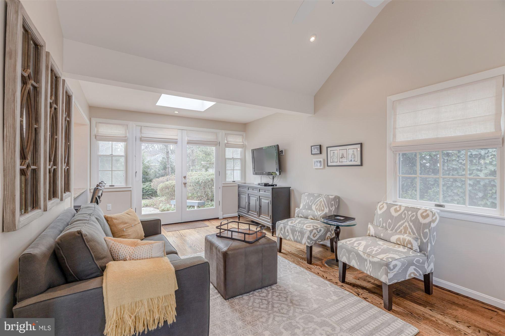 THE HAMLET - Residential