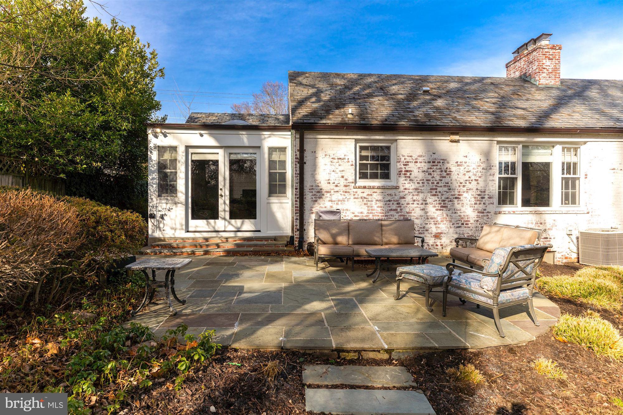 THE HAMLET - Residential