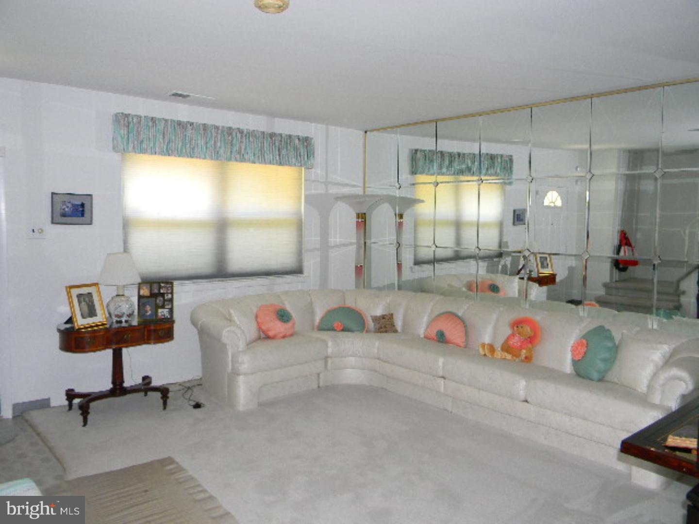 PHILADELPHIA (NORTHEAST) - Residential