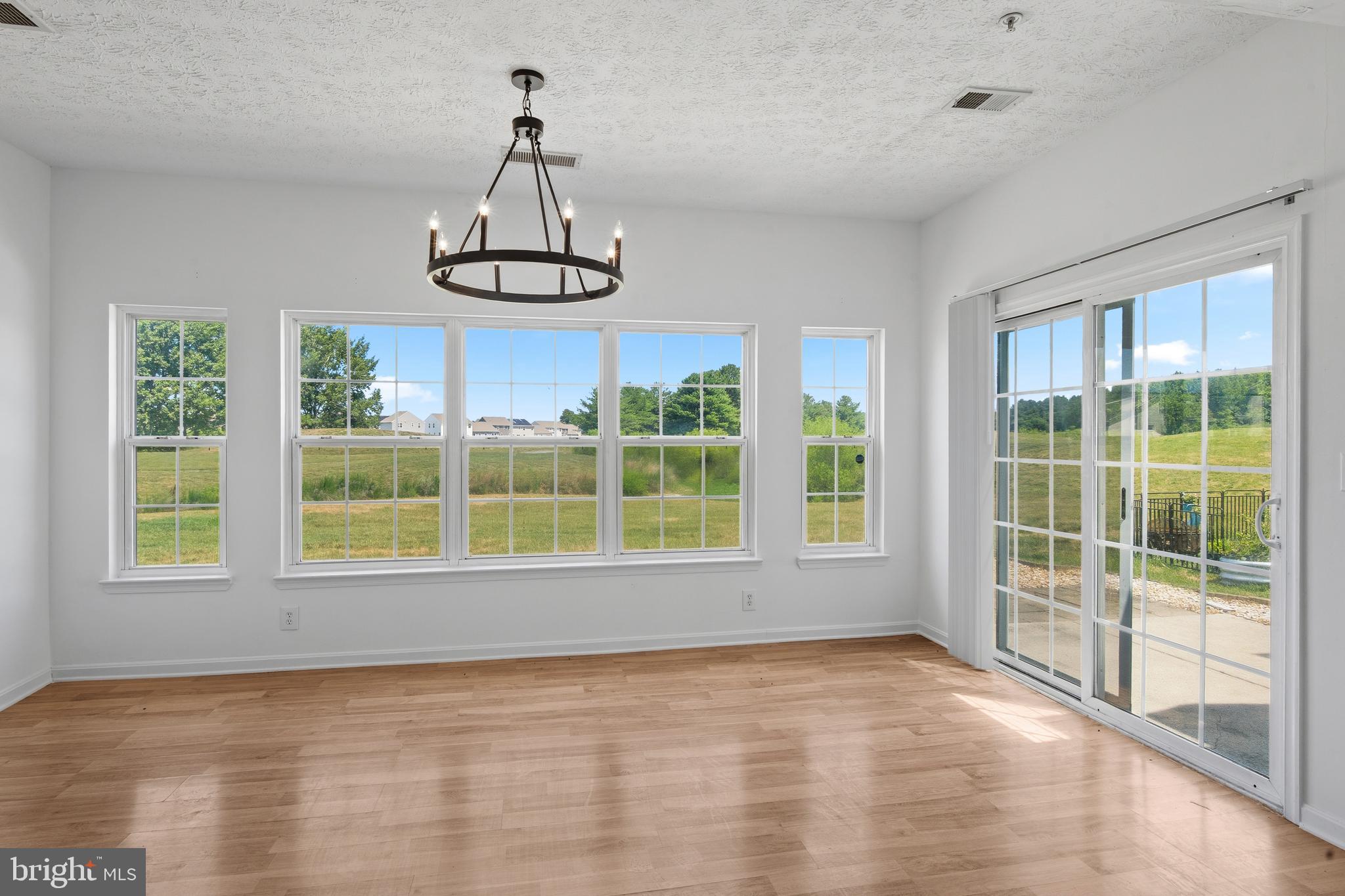 9002 EXECUTIVE CLUB DRIVE