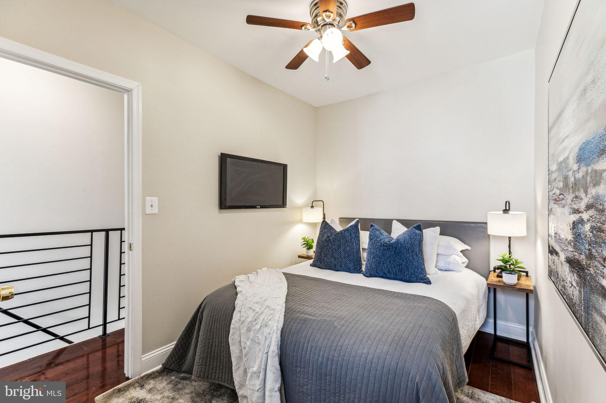 WHITMAN - Residential