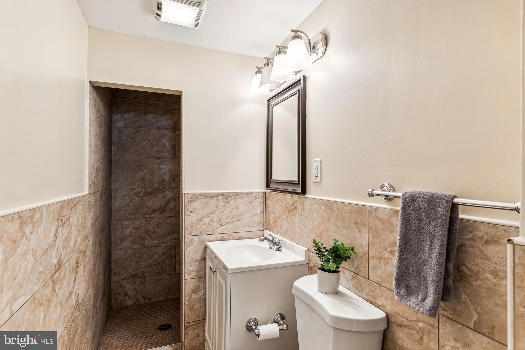 WHITMAN - Residential