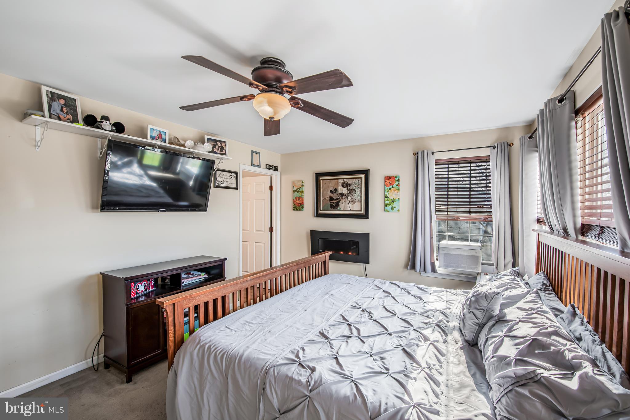 SPRING BROOK VILLAGE - Residential