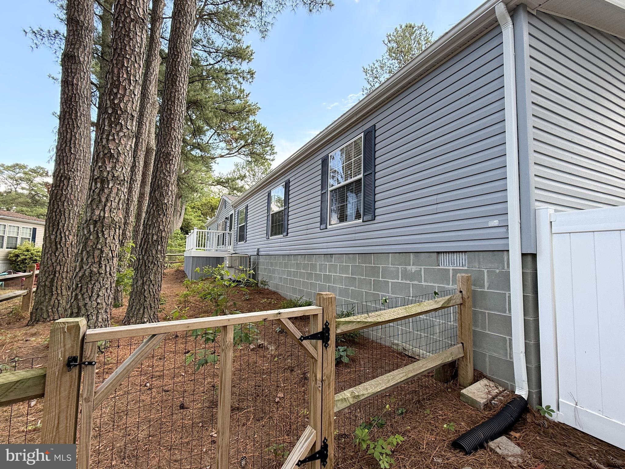 26588 BARN LANE 7
