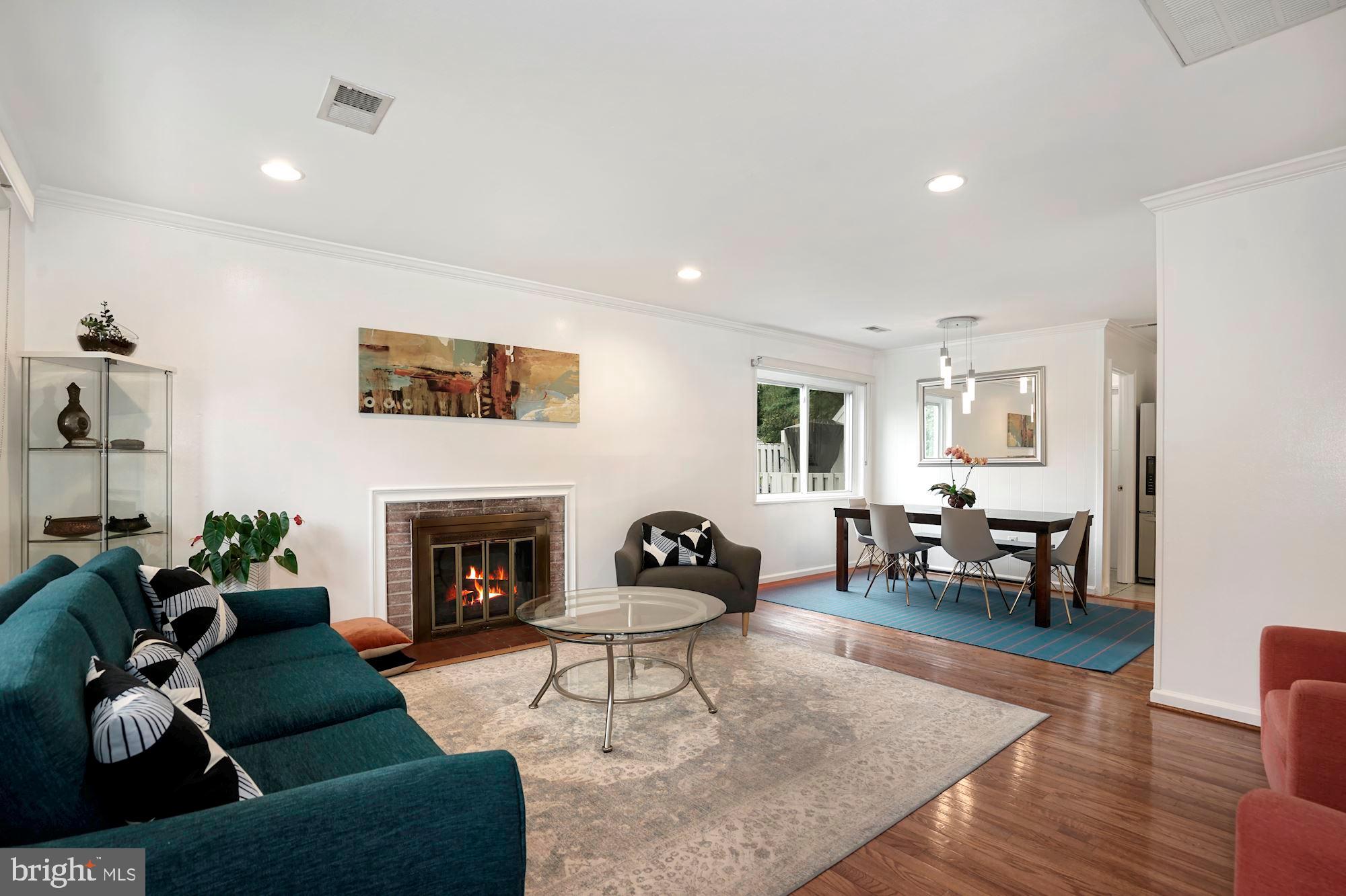 LINCOLNIA HEIGHTS - Residential