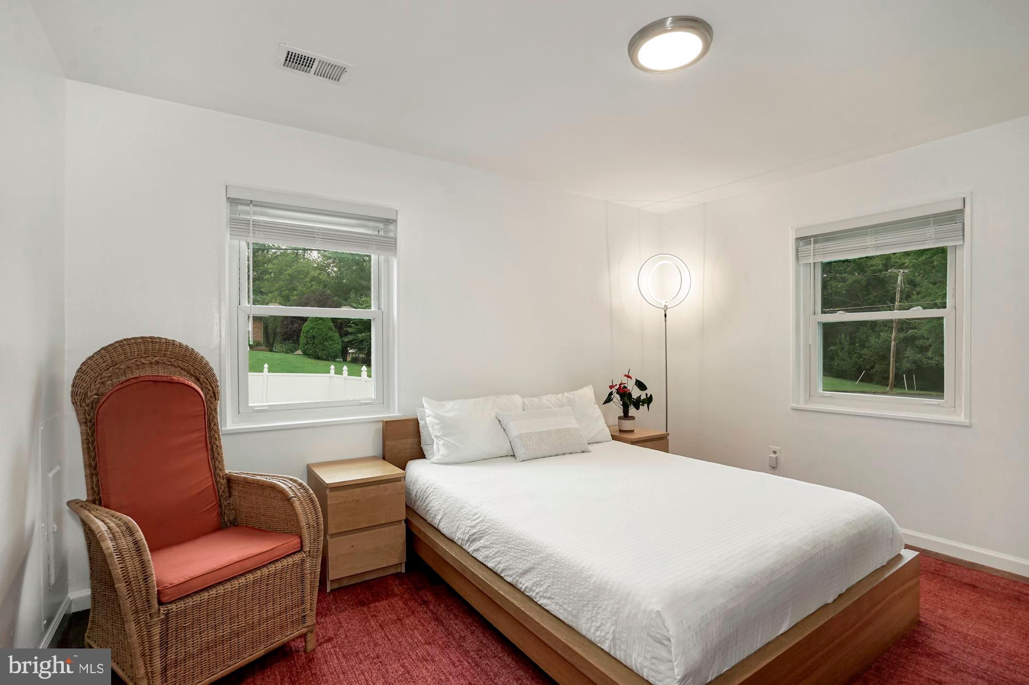 LINCOLNIA HEIGHTS - Residential