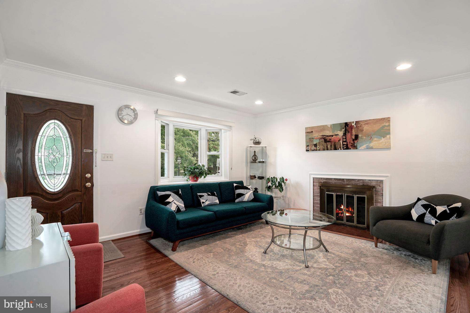 LINCOLNIA HEIGHTS - Residential