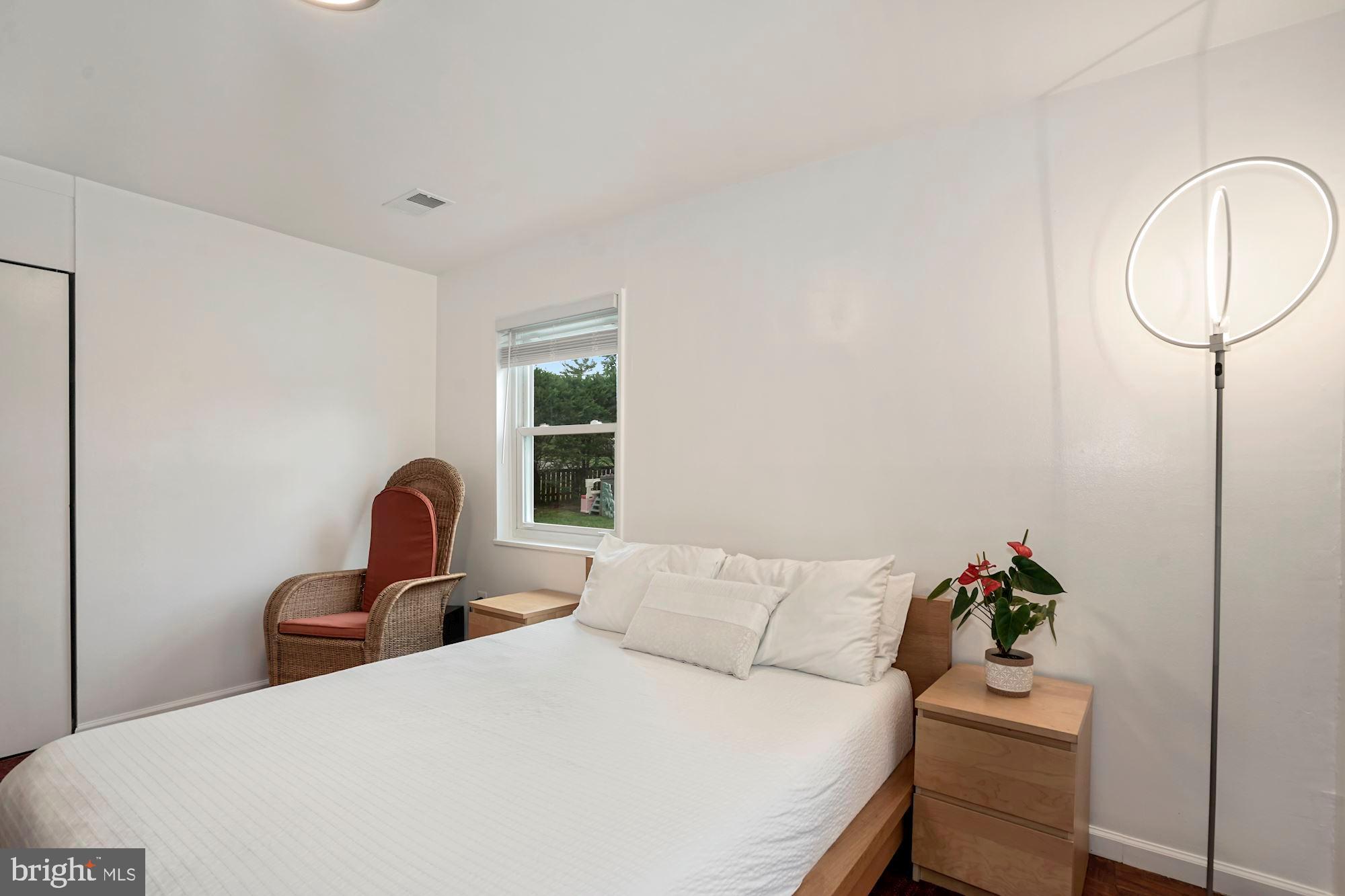 LINCOLNIA HEIGHTS - Residential