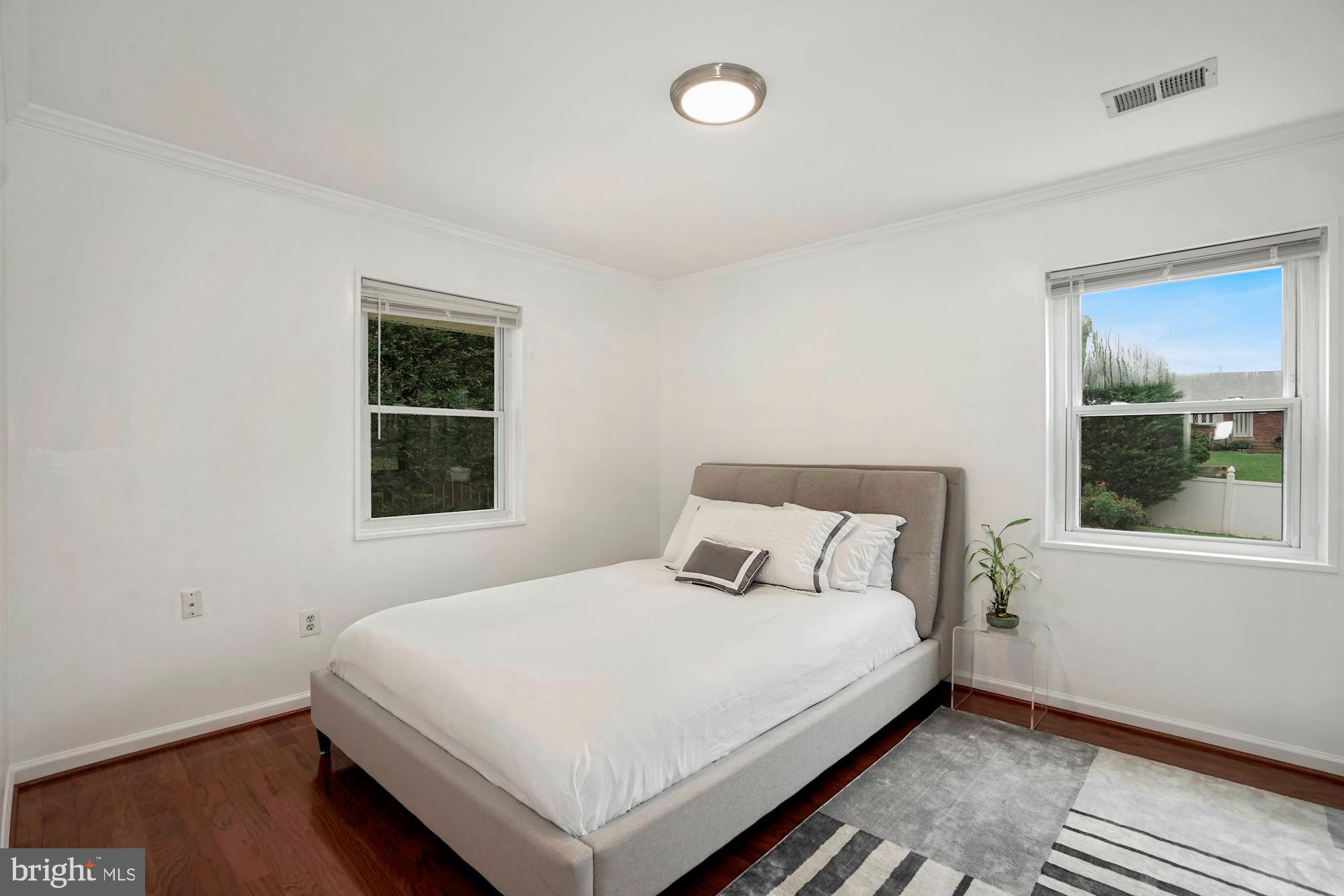 LINCOLNIA HEIGHTS - Residential