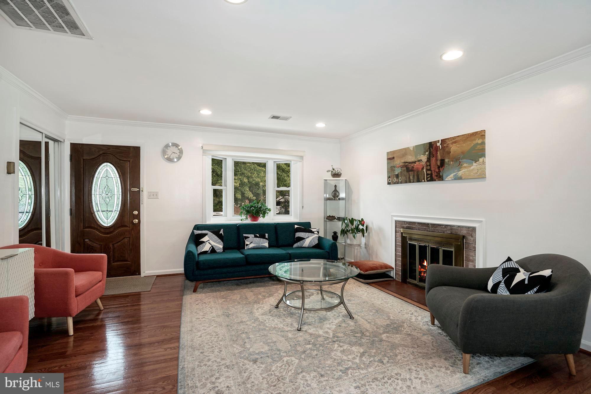 LINCOLNIA HEIGHTS - Residential