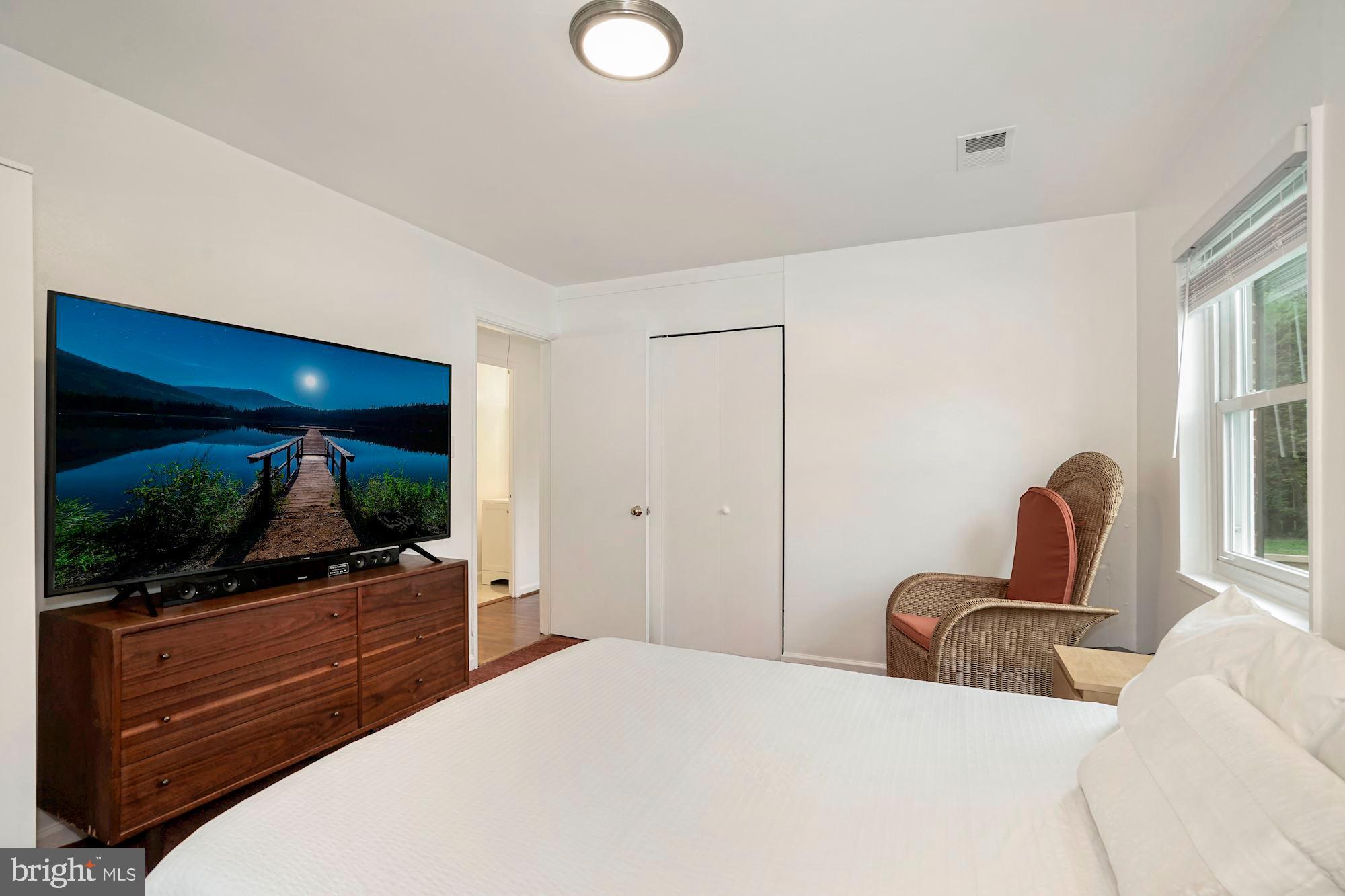 LINCOLNIA HEIGHTS - Residential