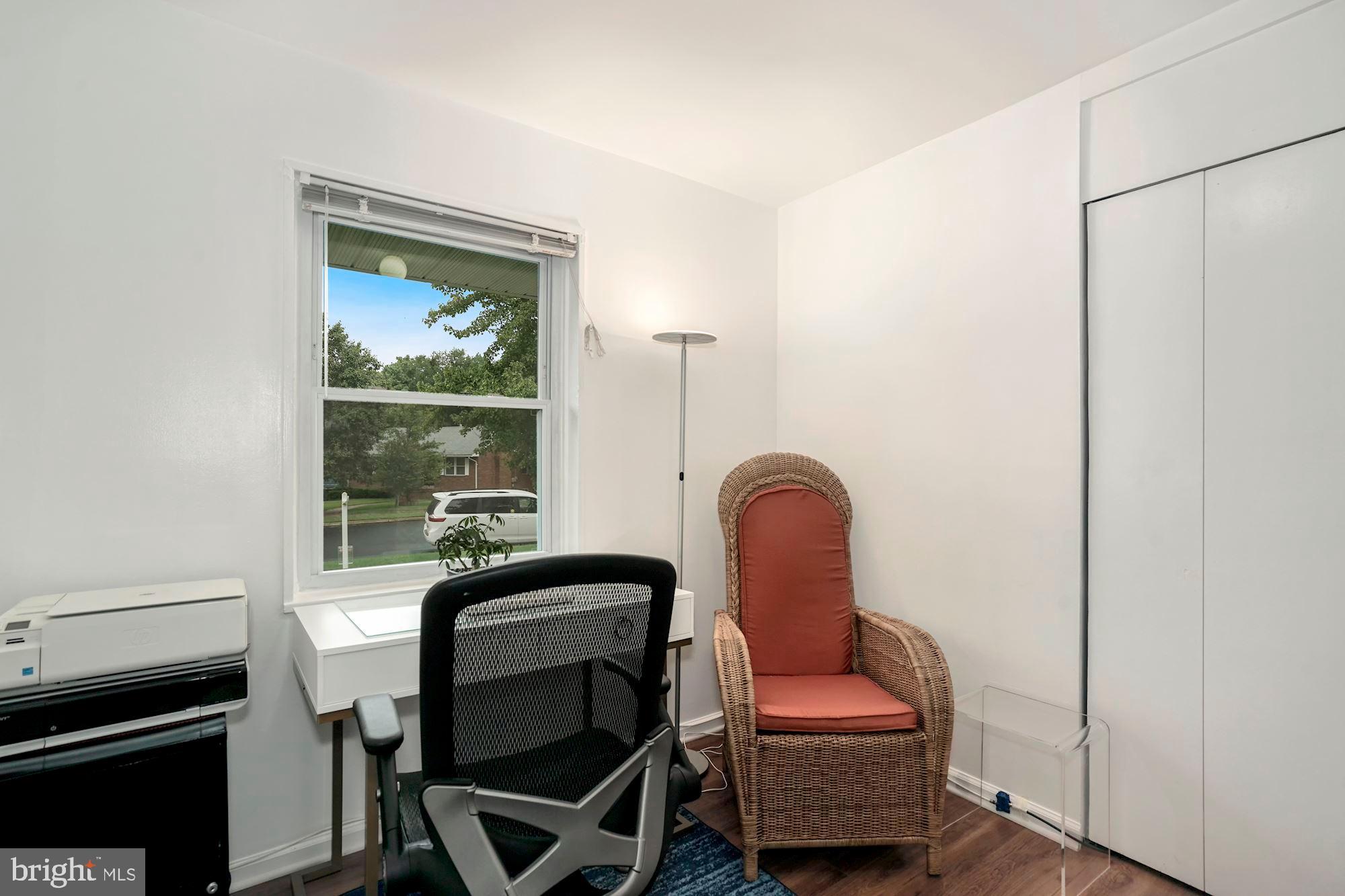 LINCOLNIA HEIGHTS - Residential