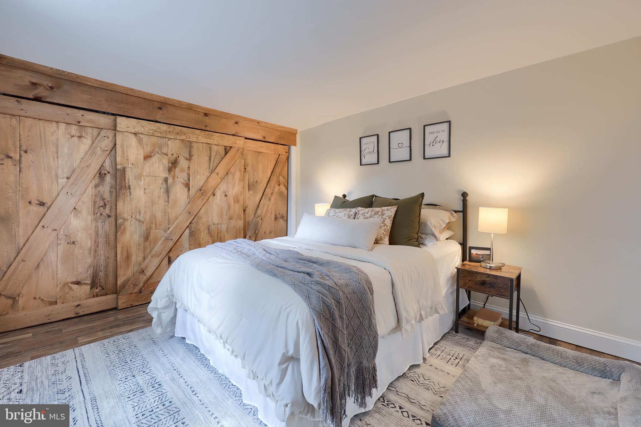 PENN MANOR - Residential