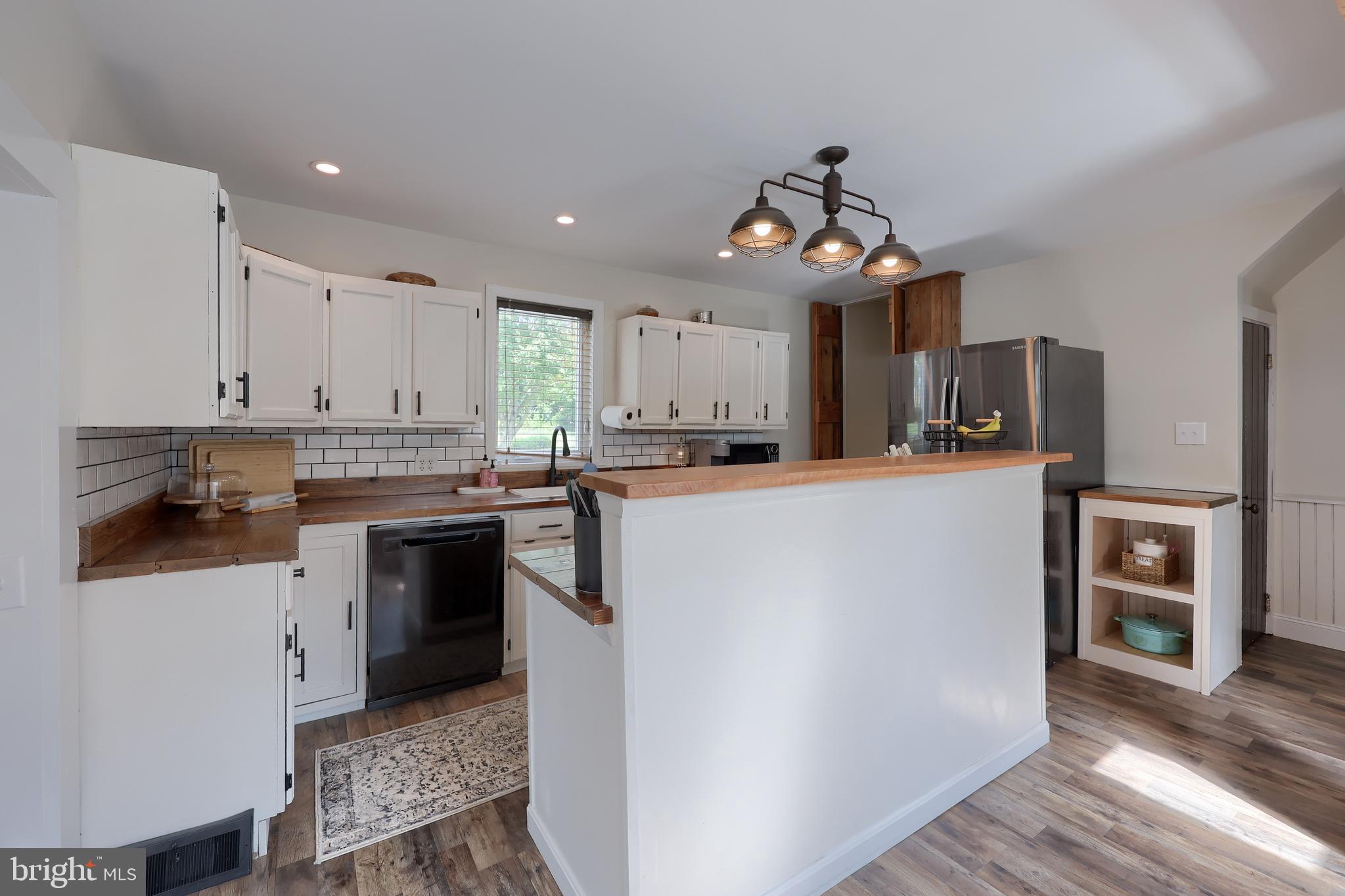 PENN MANOR - Residential