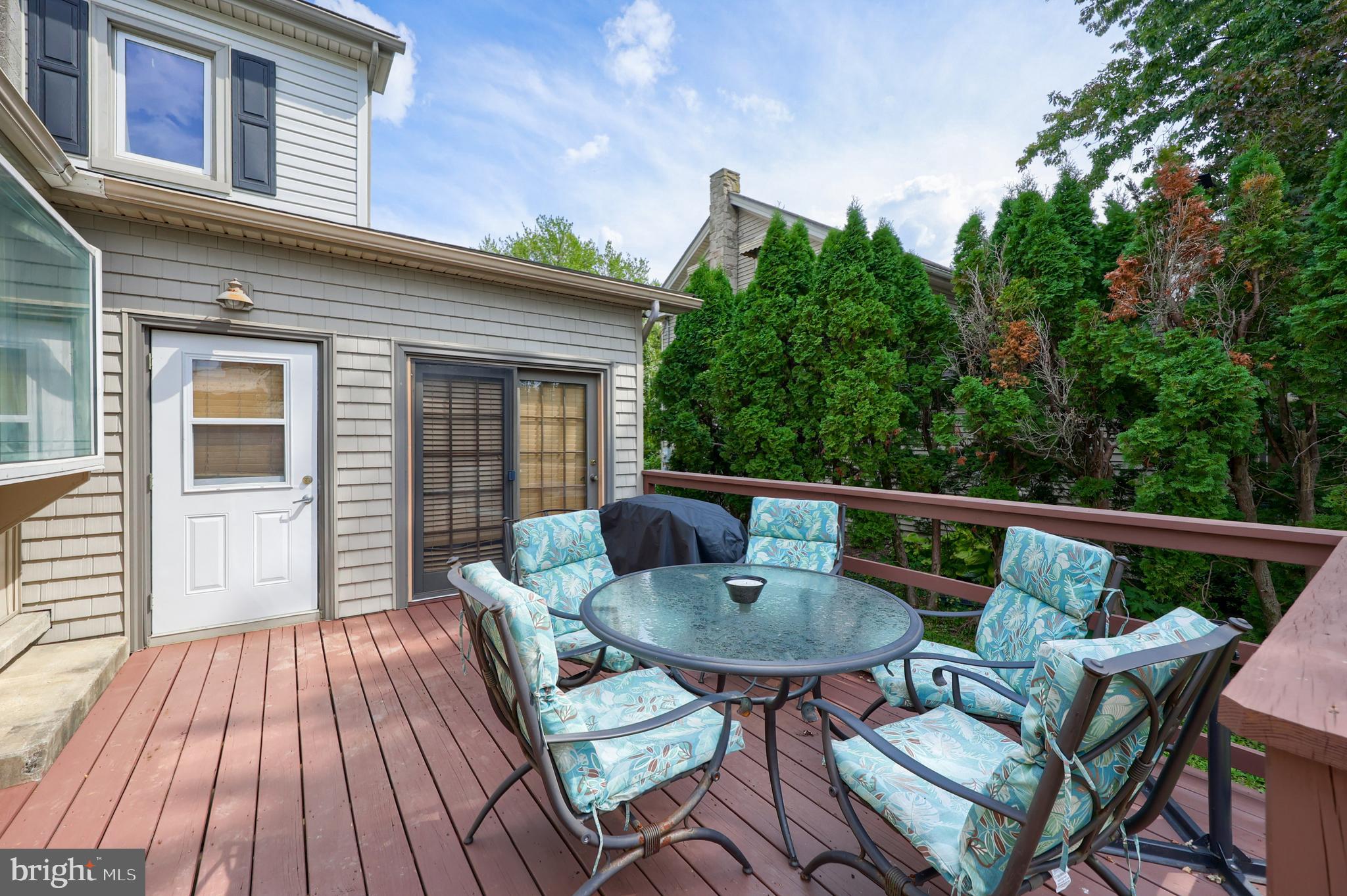 PENN MANOR - Residential