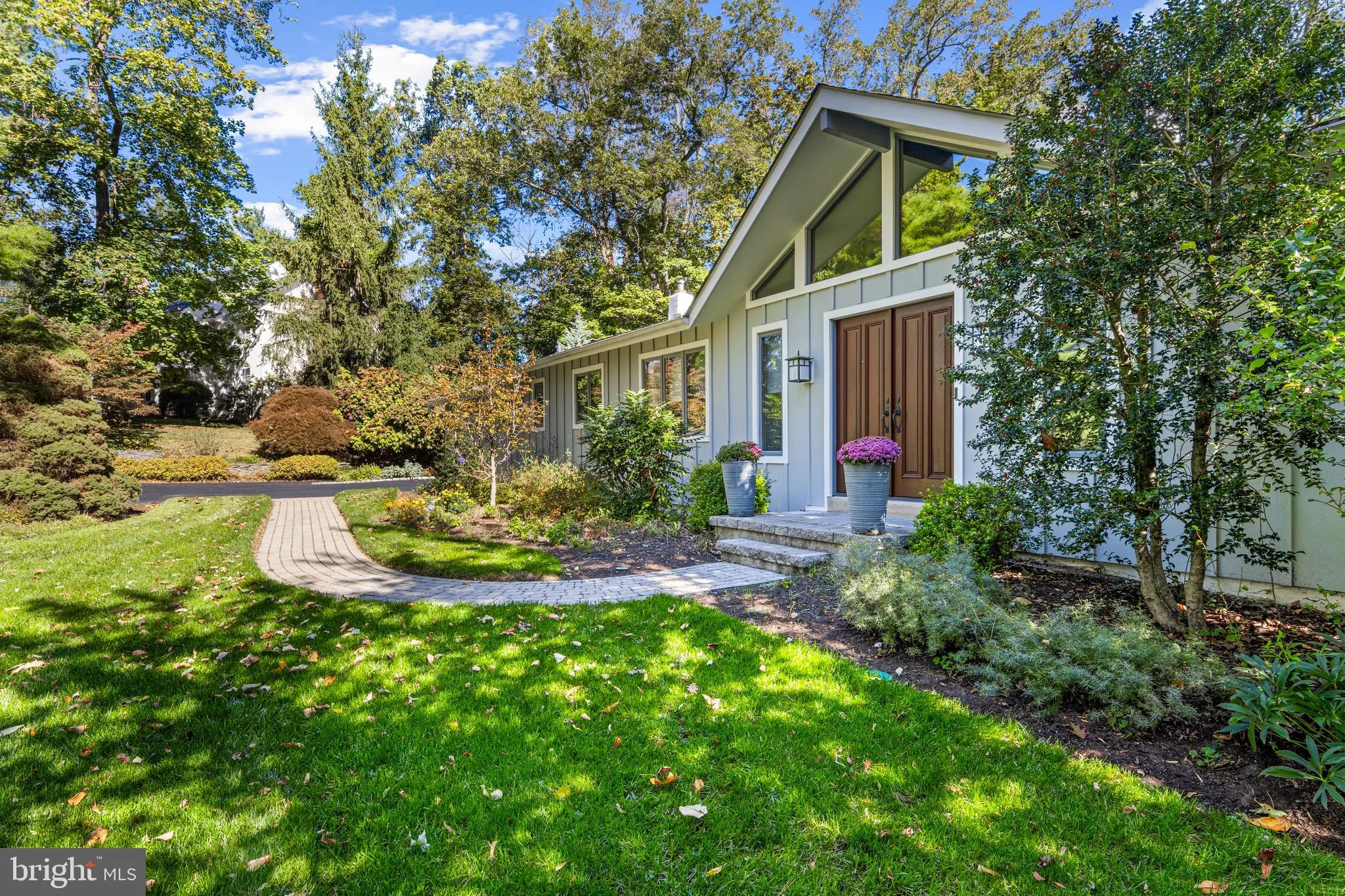 Newtown Square, Pennsylvania 19073, United States, 5 Bedrooms Bedrooms, ,3 BathroomsBathrooms,Residential,Coming Soon,230816