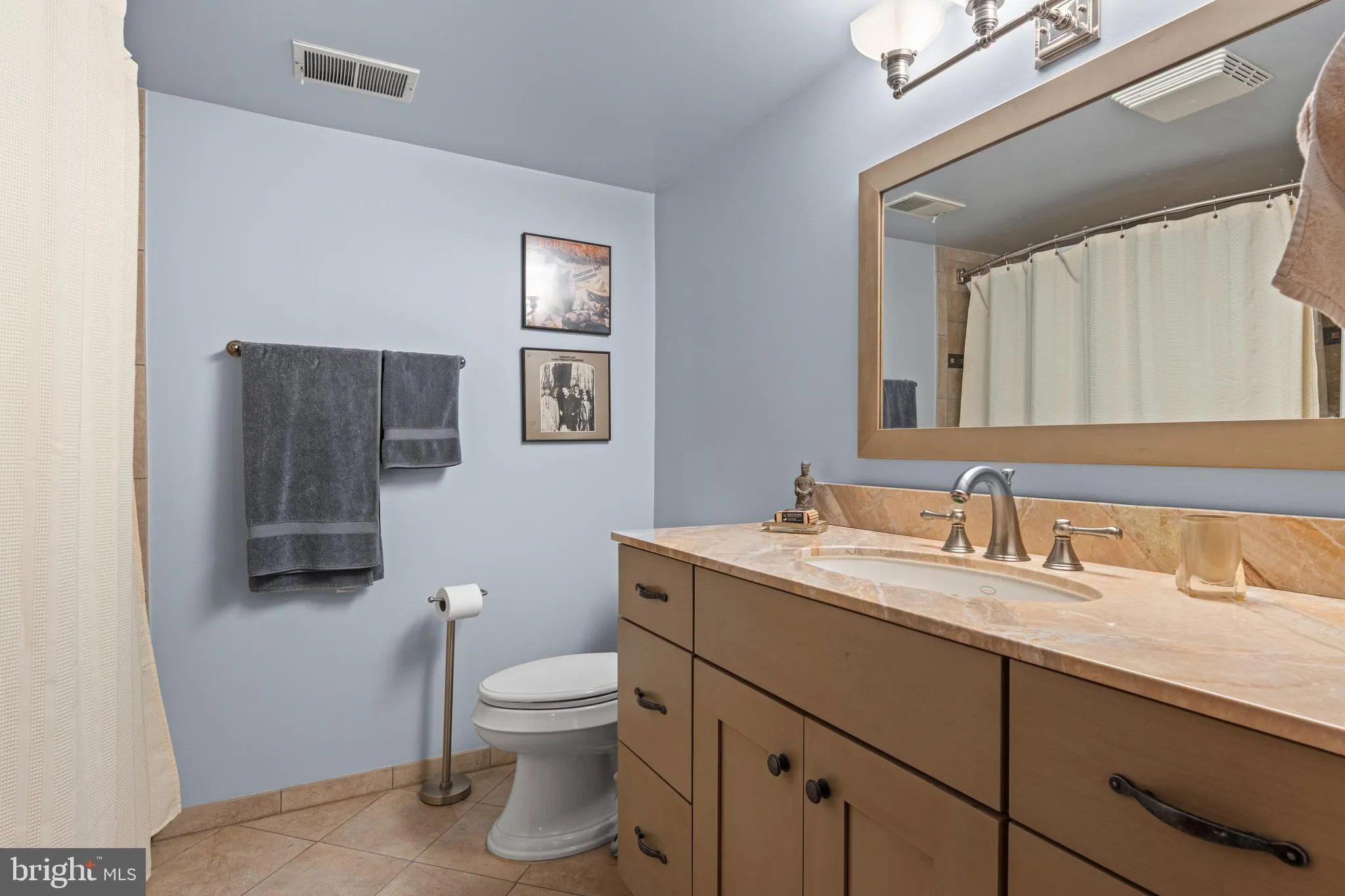 Newtown Square, Pennsylvania 19073, United States, 5 Bedrooms Bedrooms, ,3 BathroomsBathrooms,Residential,Coming Soon,230816