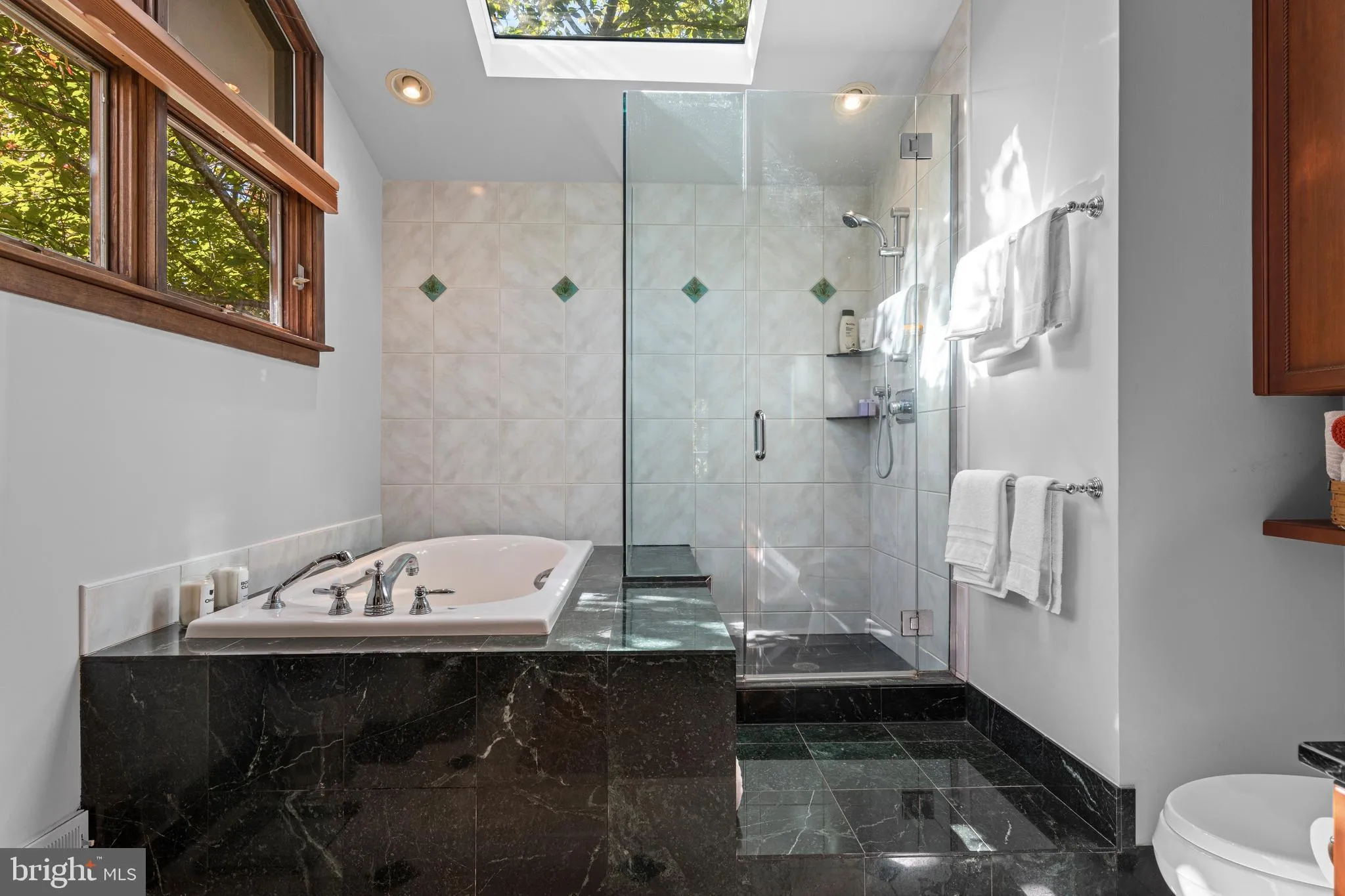 Newtown Square, Pennsylvania 19073, United States, 5 Bedrooms Bedrooms, ,3 BathroomsBathrooms,Residential,Coming Soon,230816