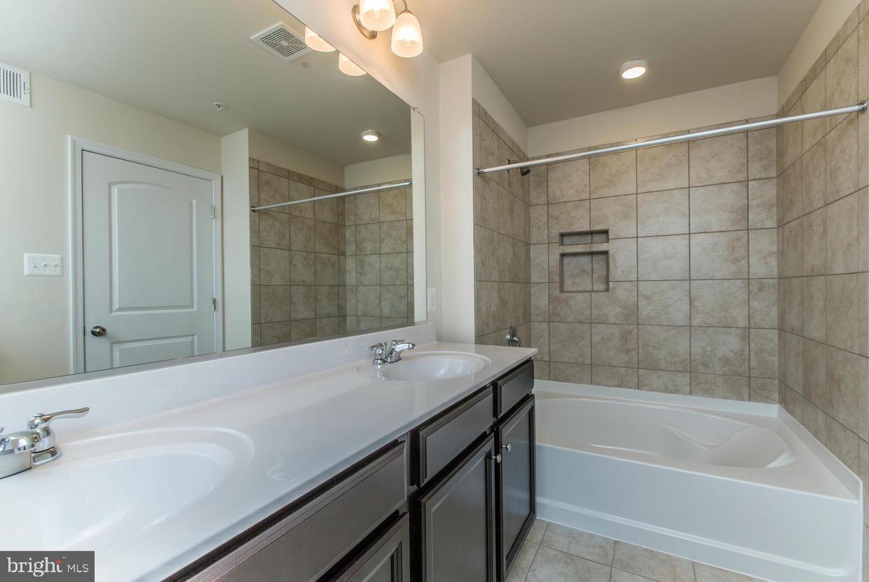 CHADDS FORD LANDING - Residential