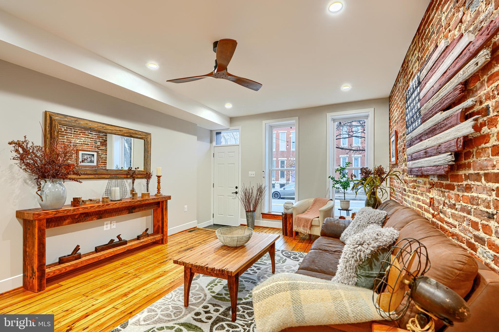 RIVERSIDE - Residential