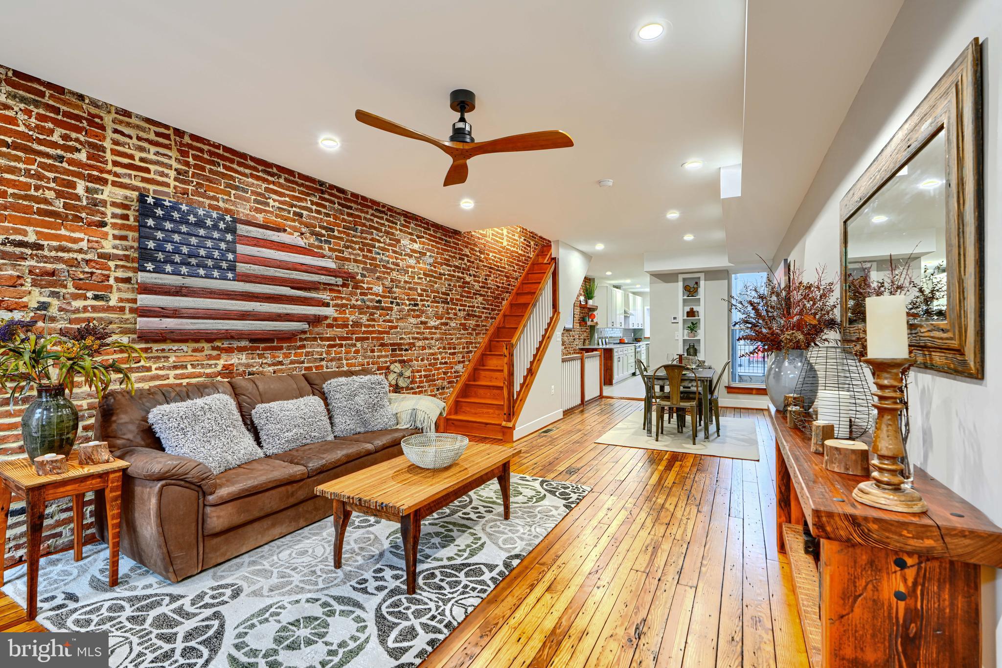 RIVERSIDE - Residential