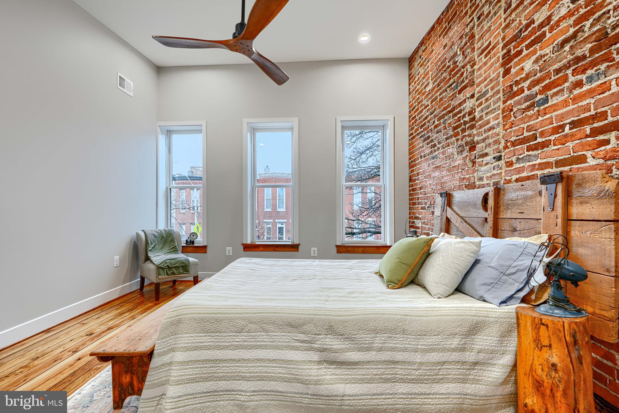 RIVERSIDE - Residential