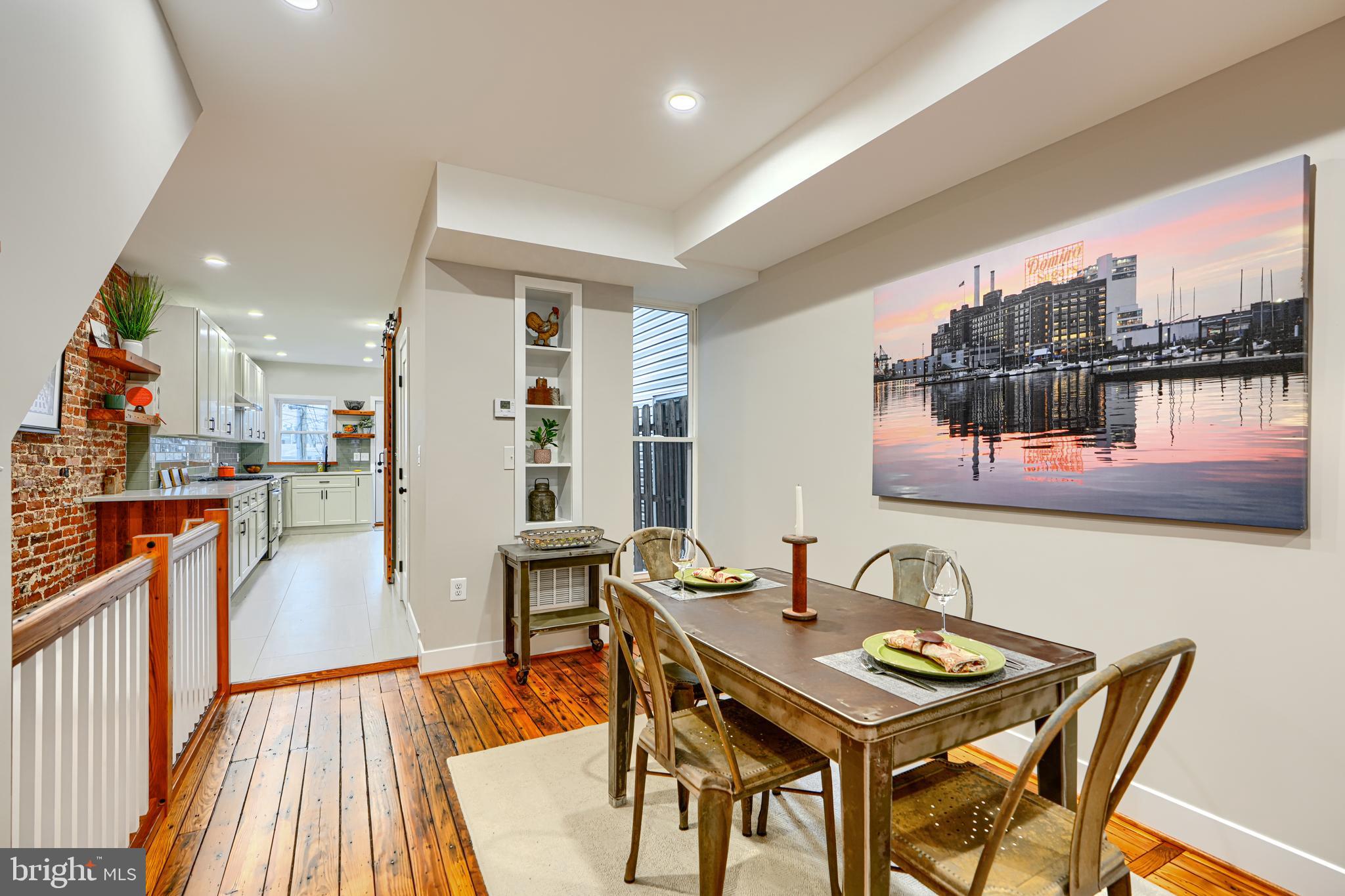 RIVERSIDE - Residential