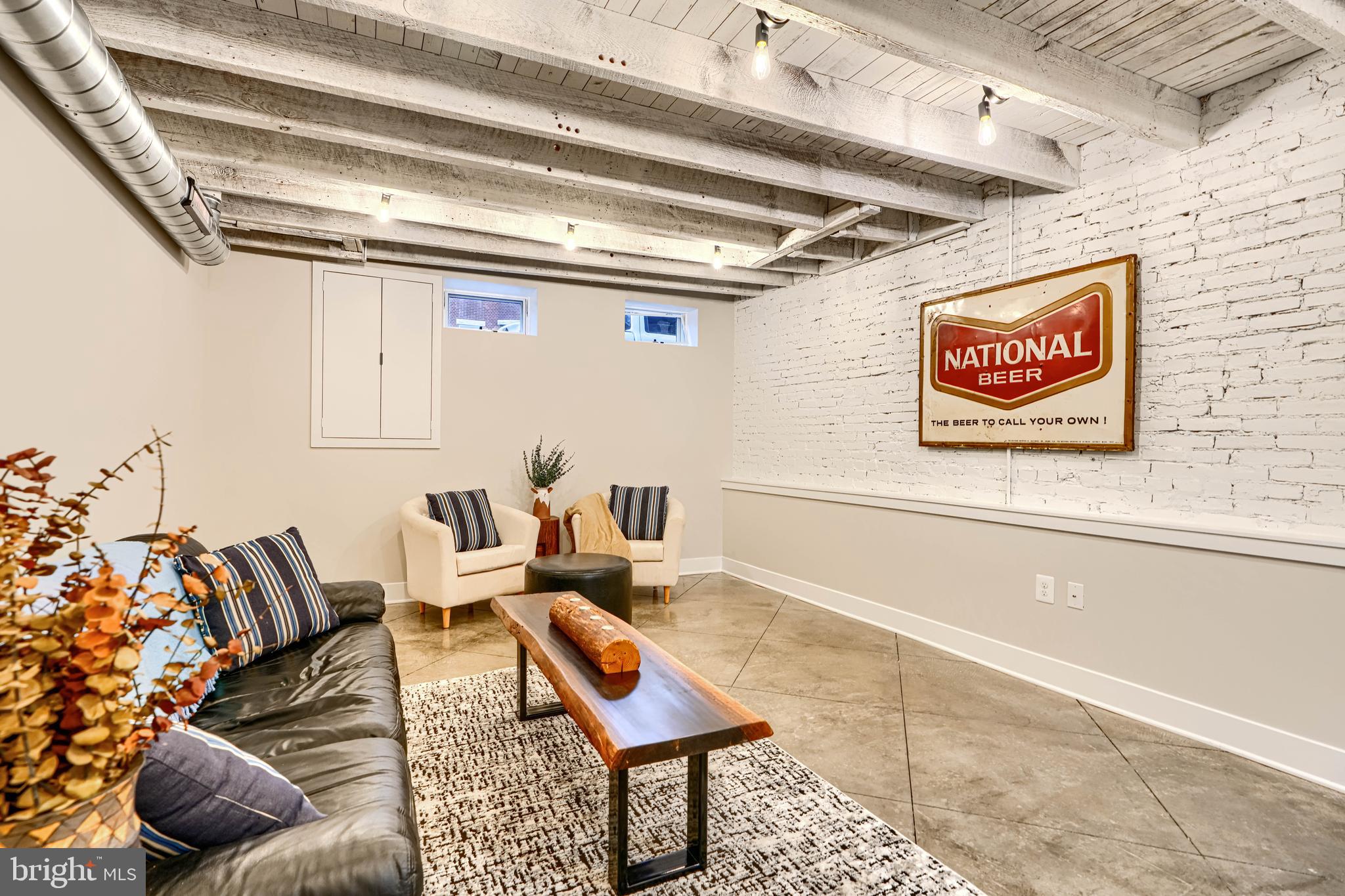 RIVERSIDE - Residential