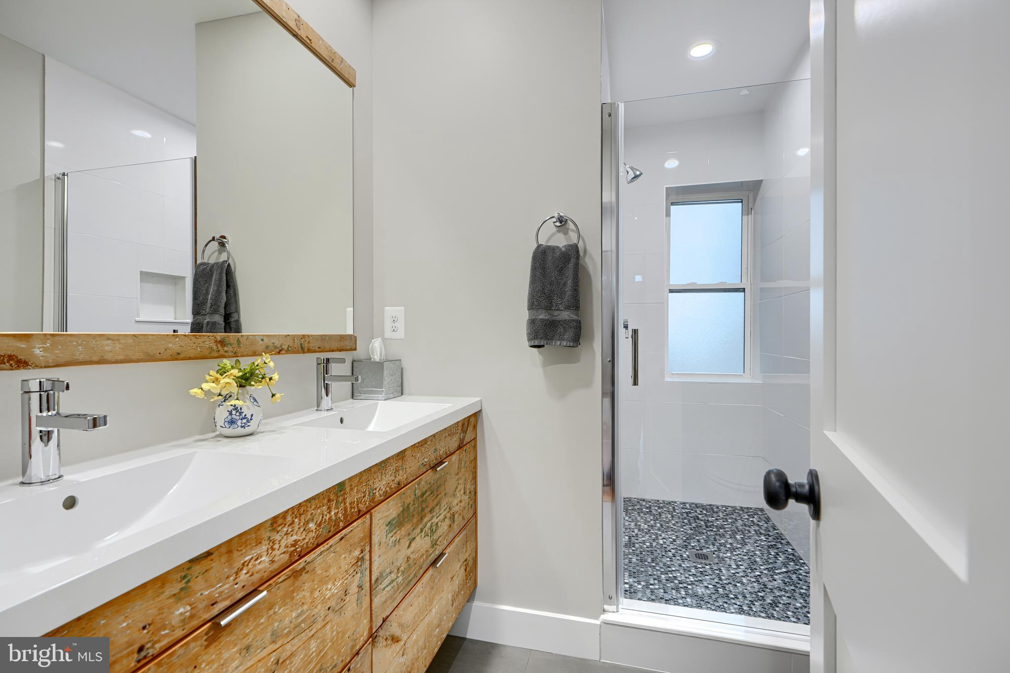 RIVERSIDE - Residential