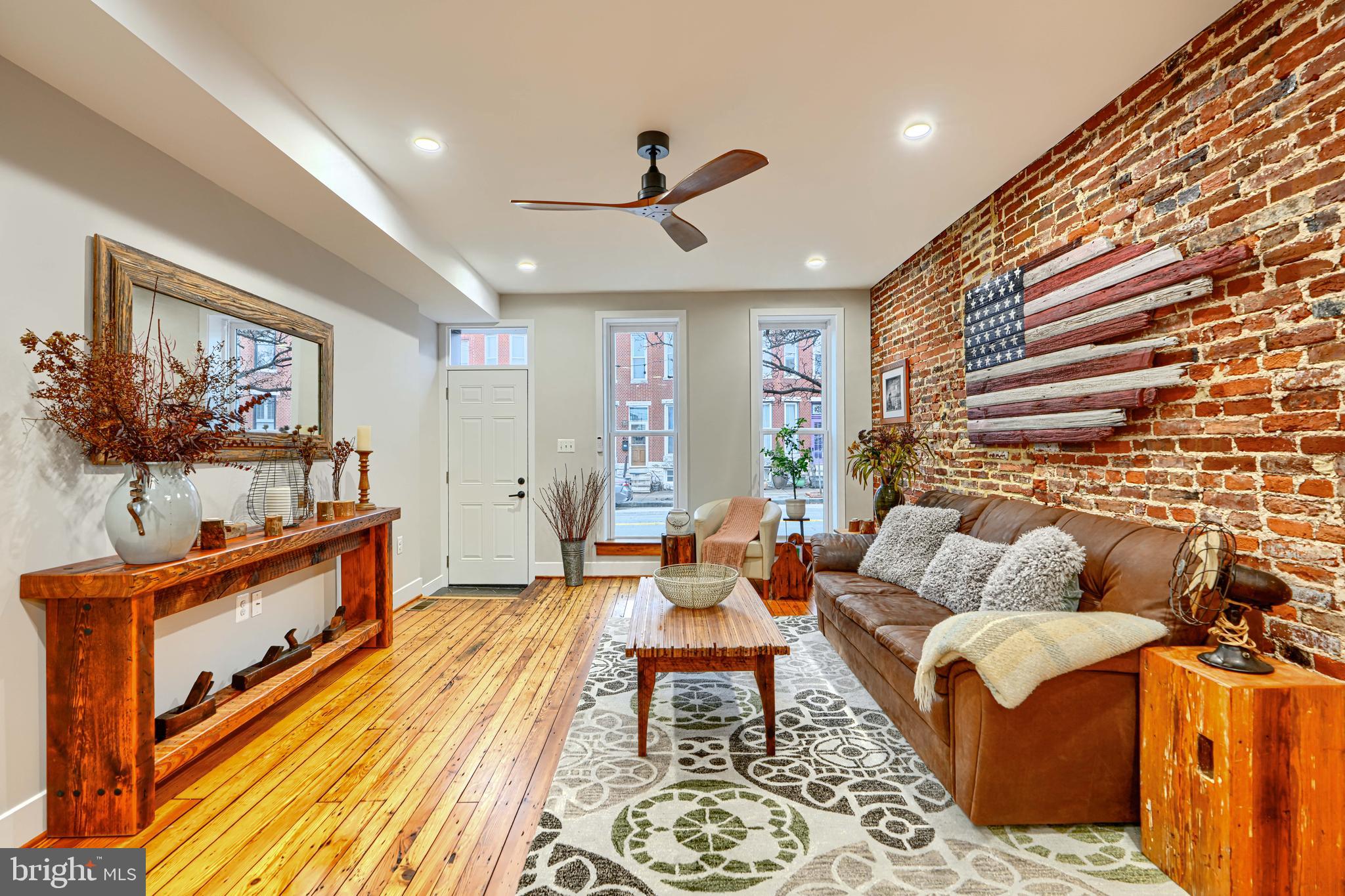 RIVERSIDE - Residential