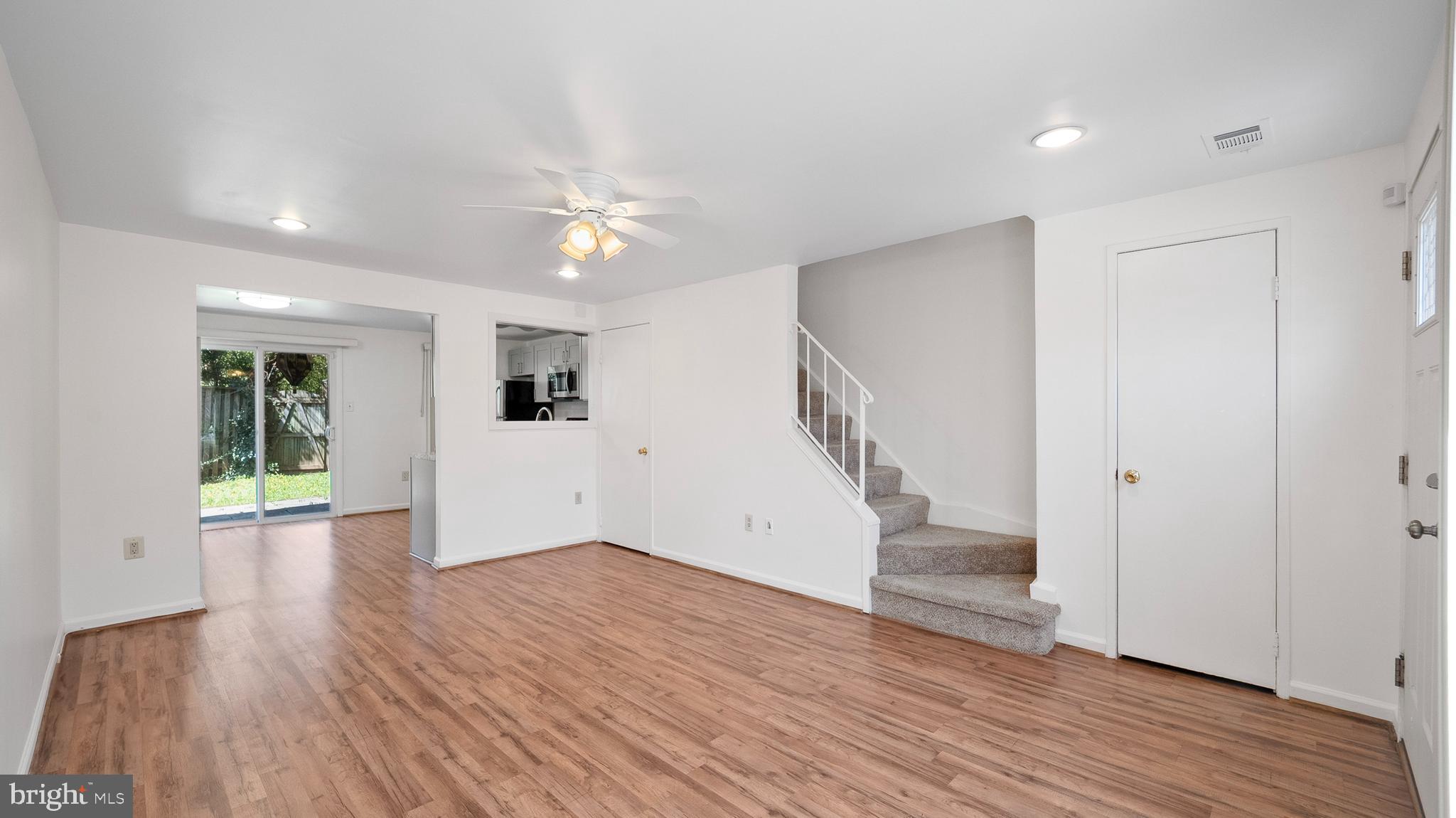 CHESTNUT HILLS - Residential