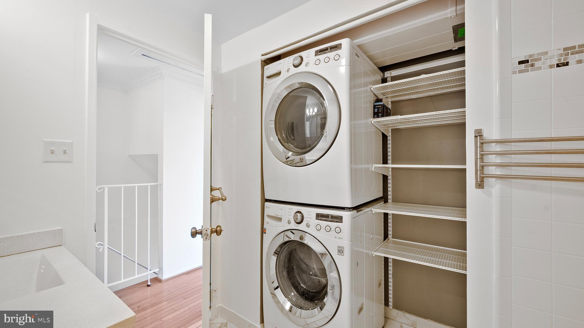 CHESTNUT HILLS - Residential