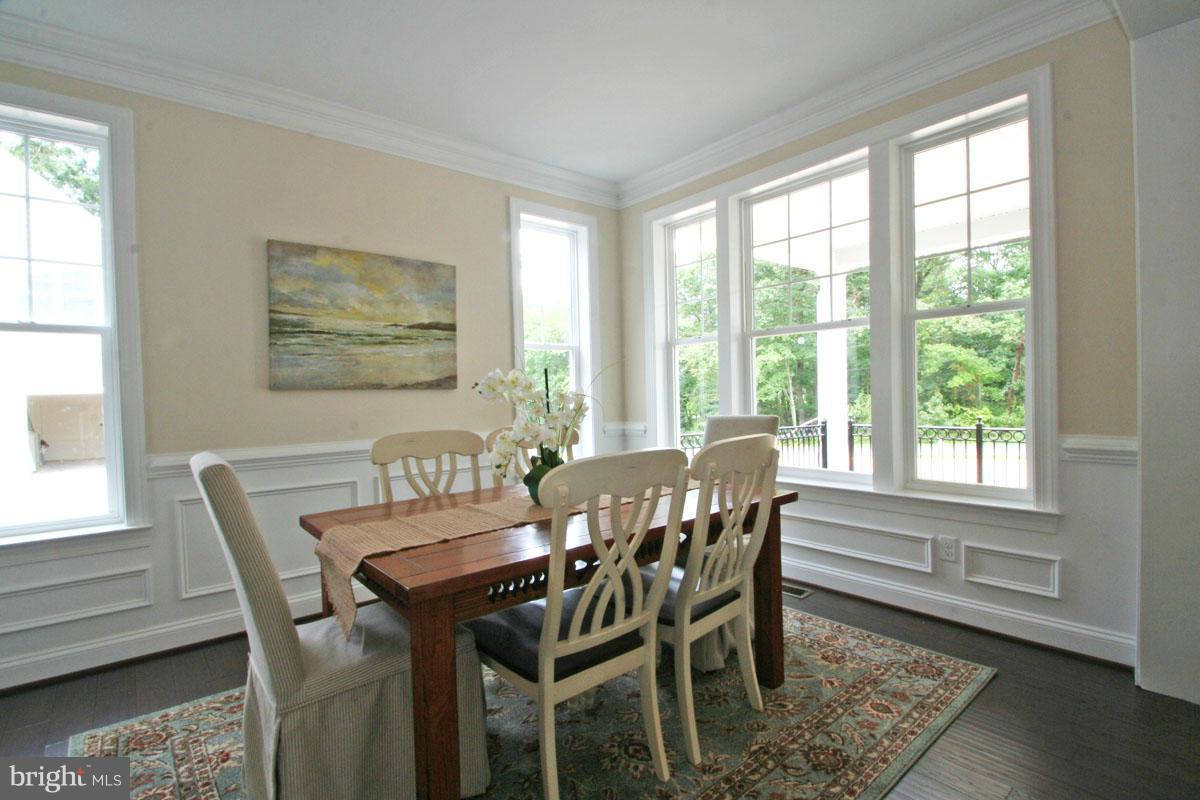 RITA'S RESERVE - Residential