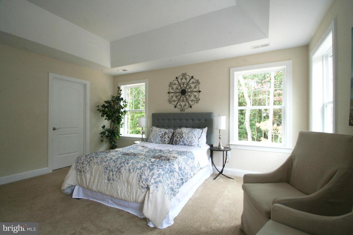 RITA'S RESERVE - Residential