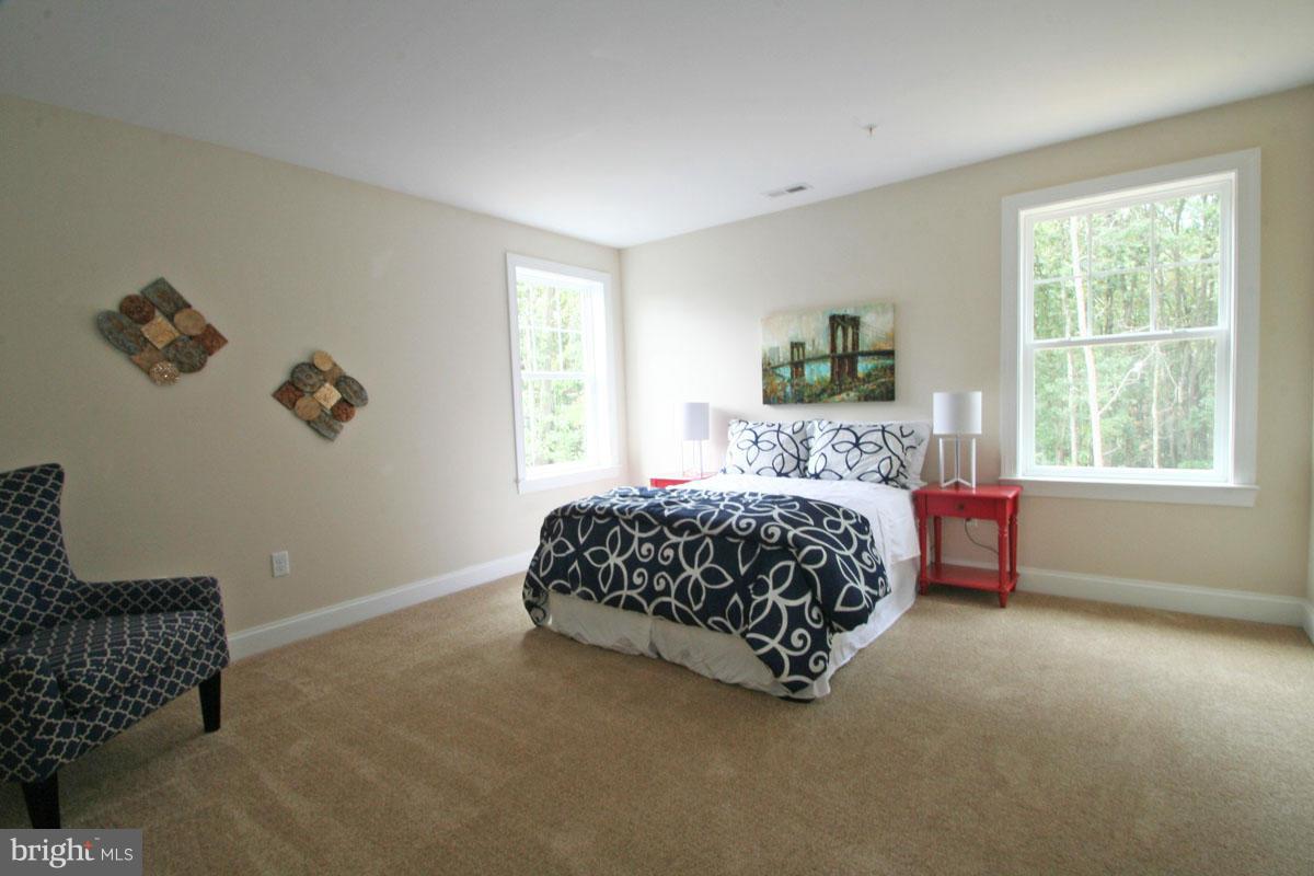 RITA'S RESERVE - Residential