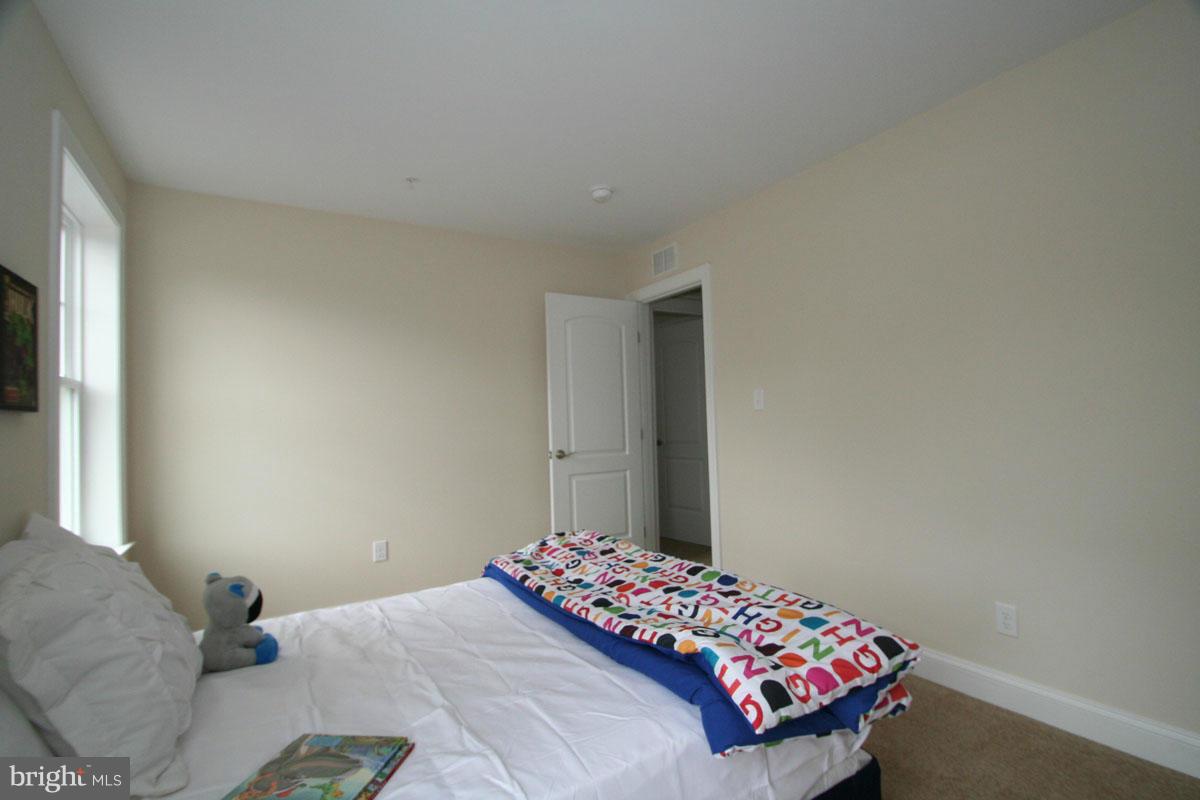 RITA'S RESERVE - Residential