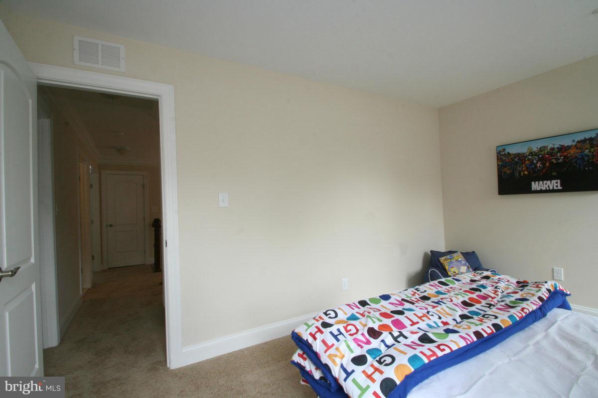 RITA'S RESERVE - Residential